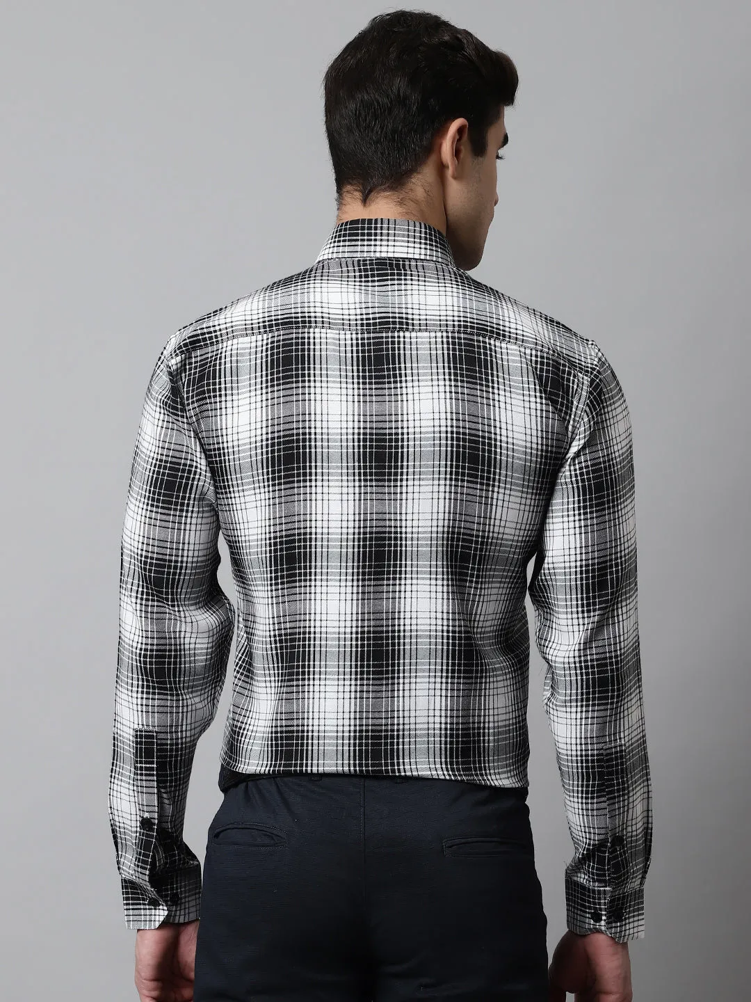 Men Black Checks Regular Fit Cotton Formal Shirt