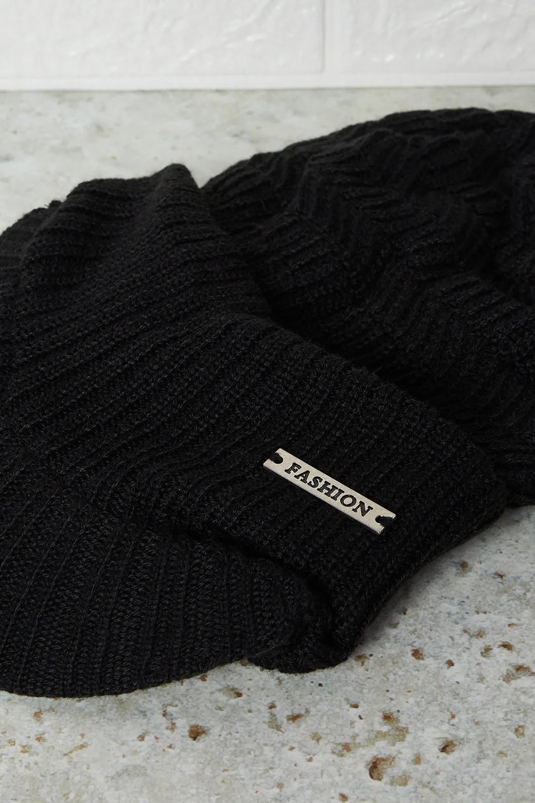 Men Black Knitted Cap With Brim