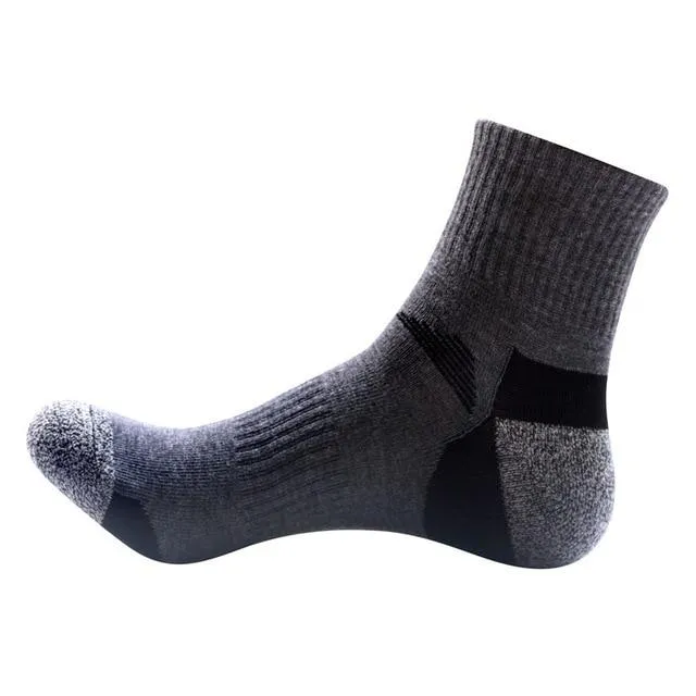 Men Winter Thermal Wool Pile Cashmere Snow Climbing Hiking Seamless Socks