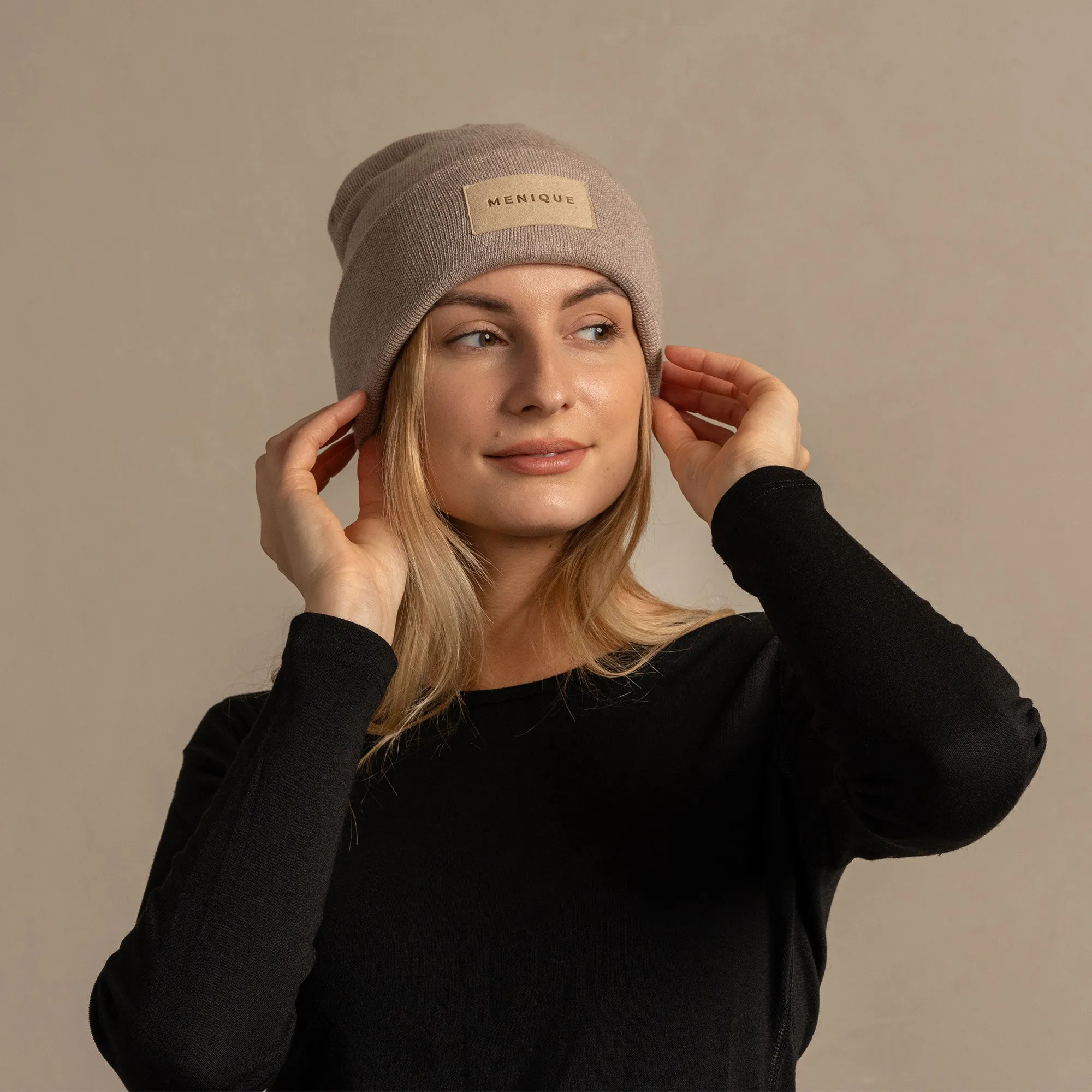 MENIQUE Logo 100% Merino Wool Womens Knit Beanie