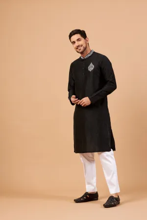 Men's Amyr Traditional Embroidered Black Kurta With Crop Pants - Hilo Design