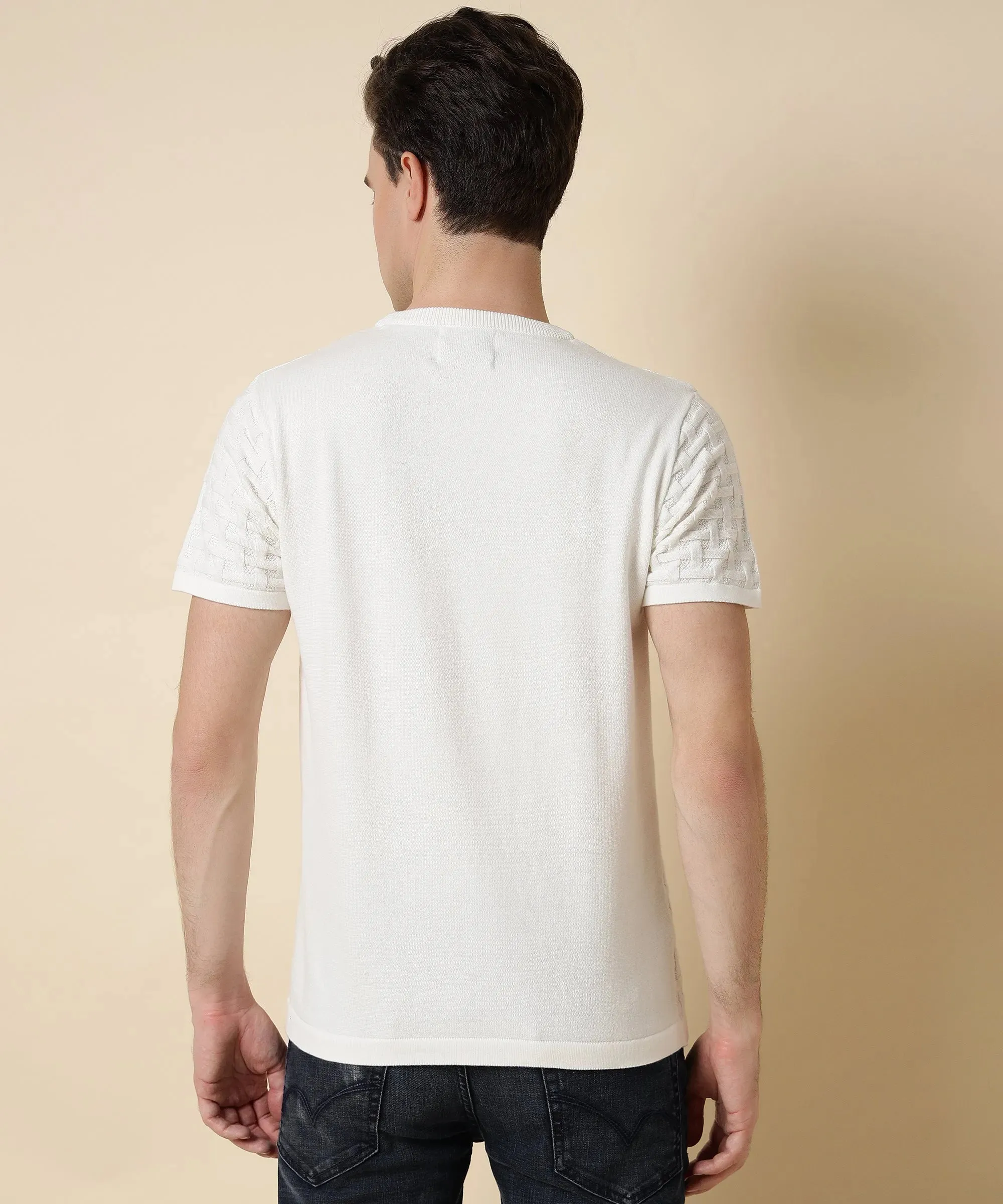 Men's Arctic White Round Neck Halfsleeve Knit Tshirt