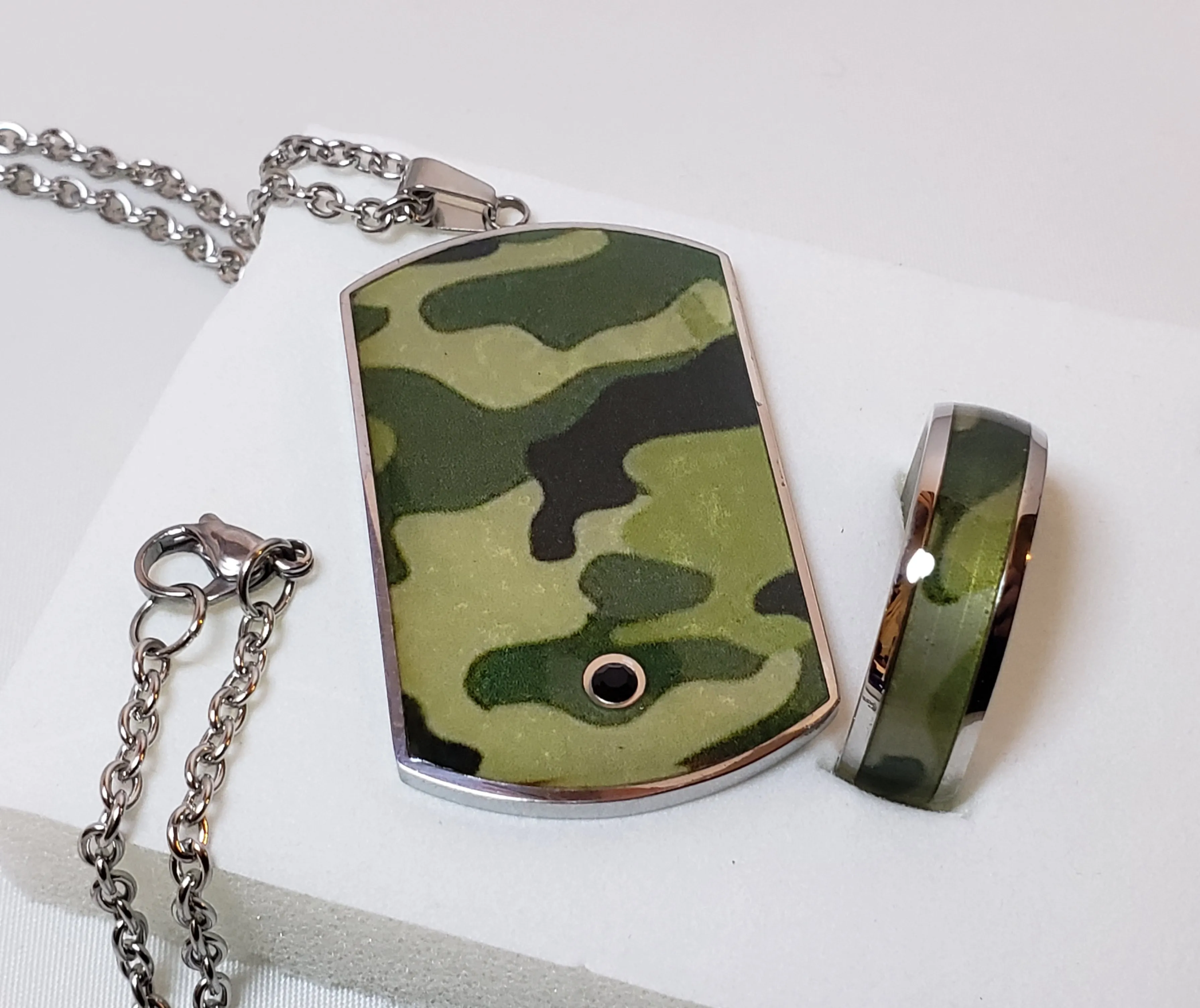 Men's Austrian Crystal & Stainless Steel "Camouflage" Ring & Dog Tag Pendant on 24" Chain Set