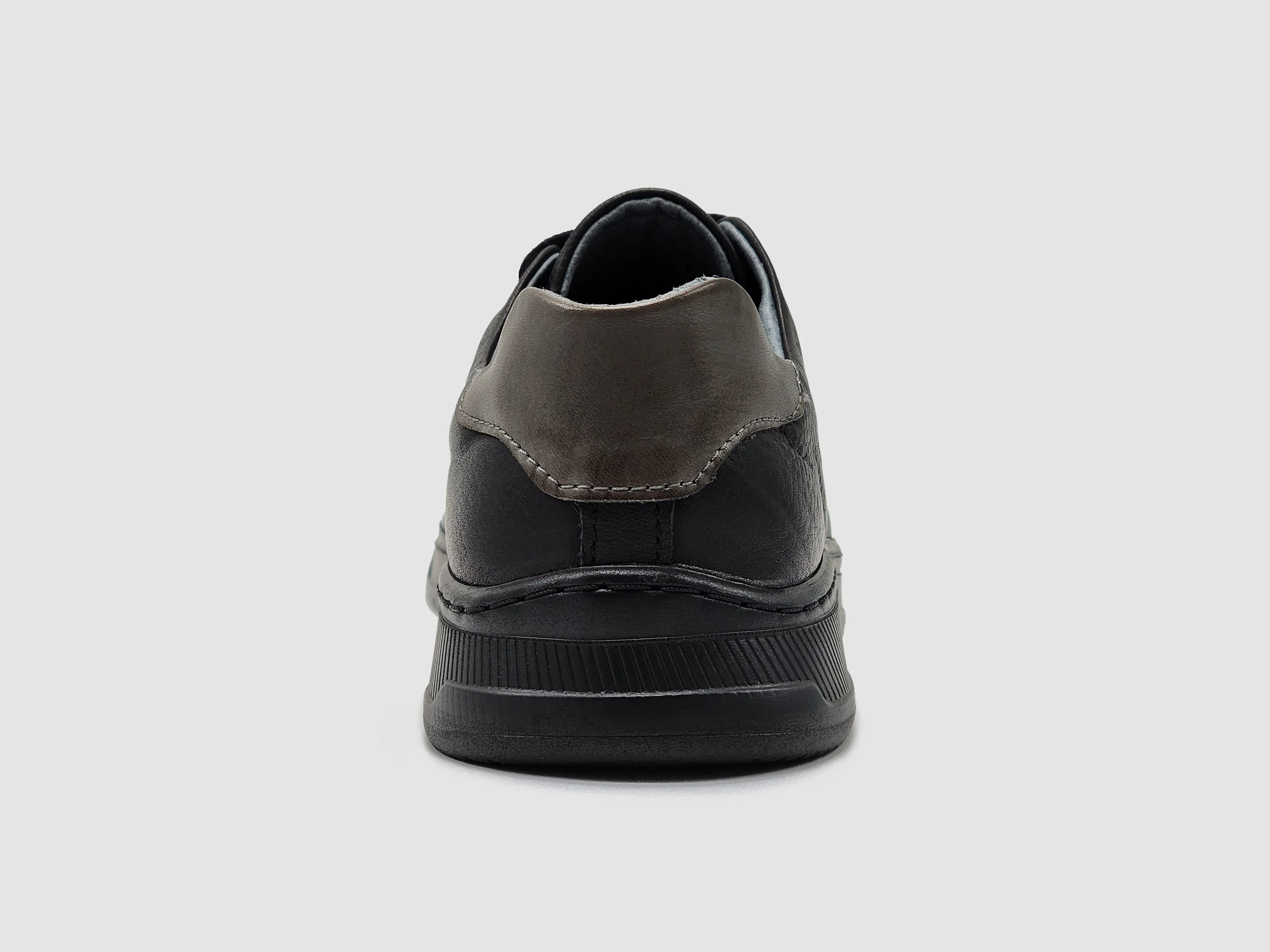 Men's Casual Sneakers - Black