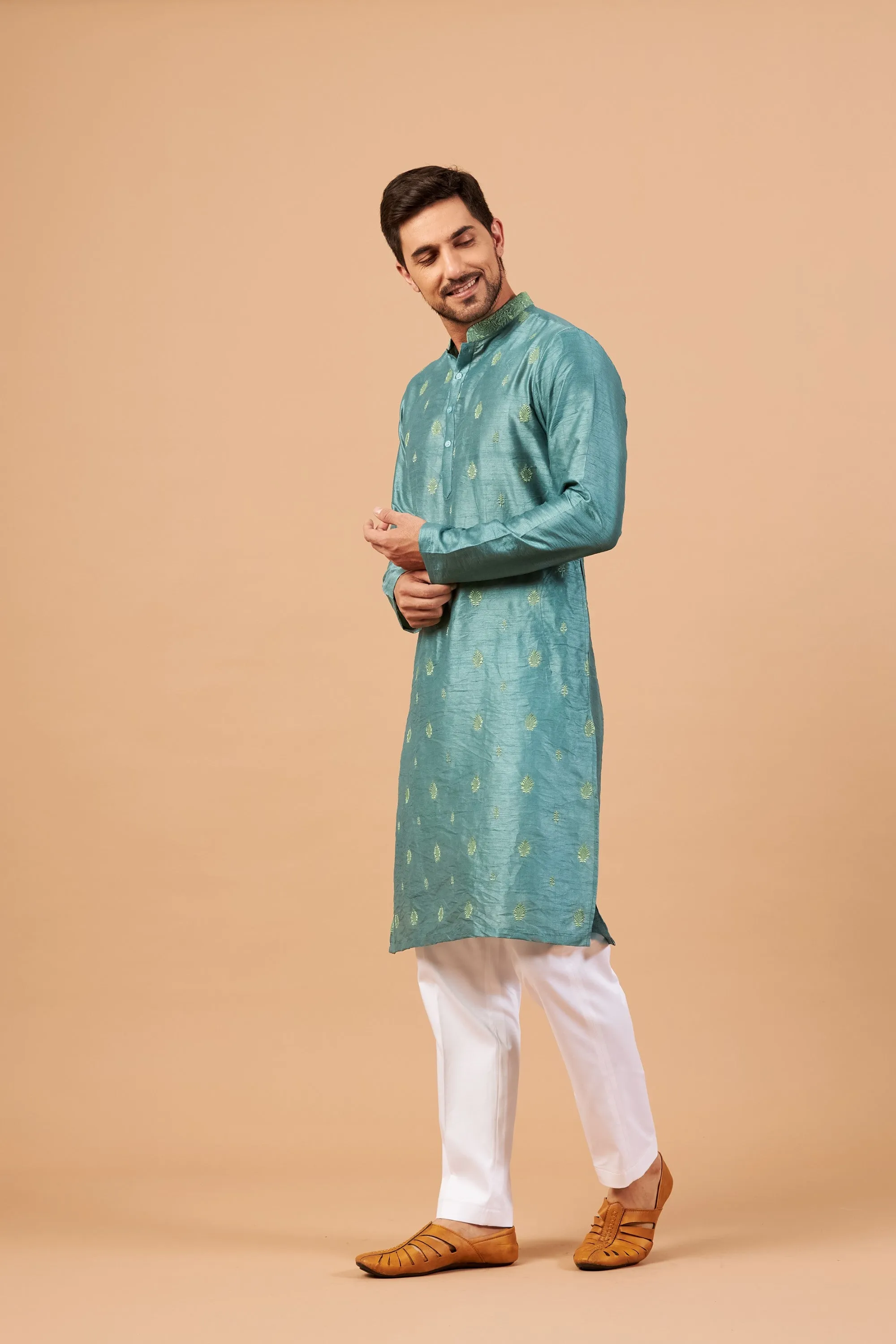 Men's Greafy Two Motif Embroidered Green Kurta With Crop Pants - Hilo Design