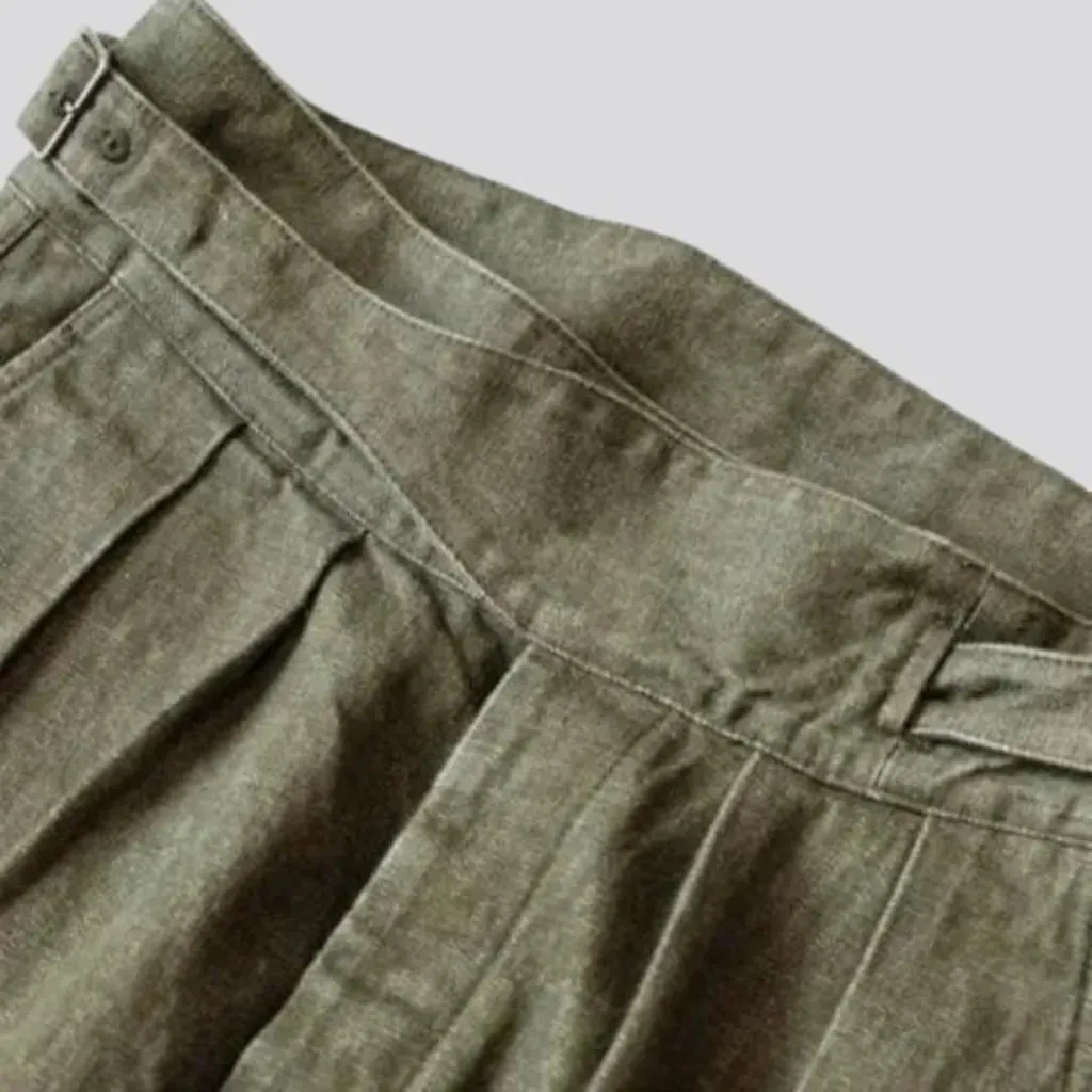 Men's loose jeans