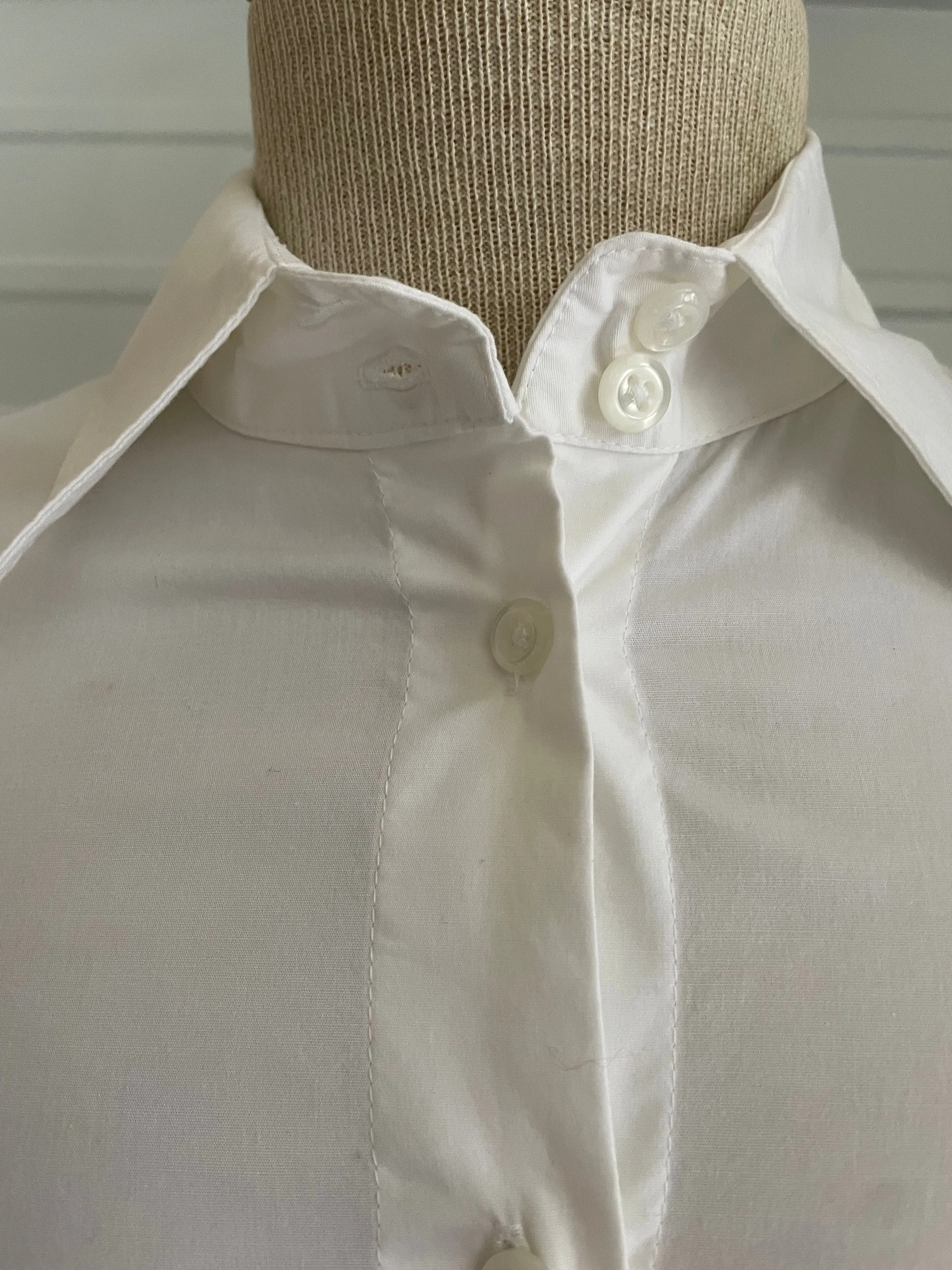 Mens Medium MODA International Fitted White Cotton Button Down Long Sleeve Dress Shirt