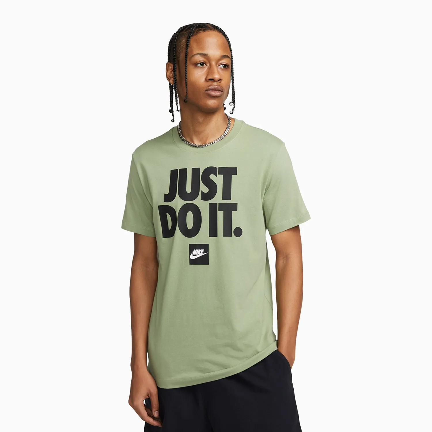 Men's Nike Sportswear Essentials Outfit