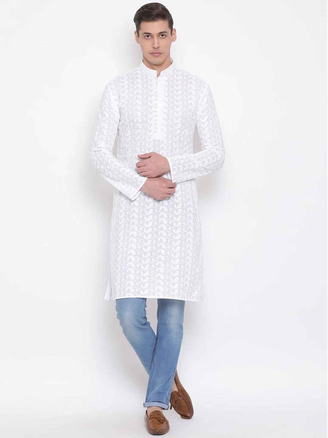 Men's White Pure Cotton Chikankari Kurta - Vastramay