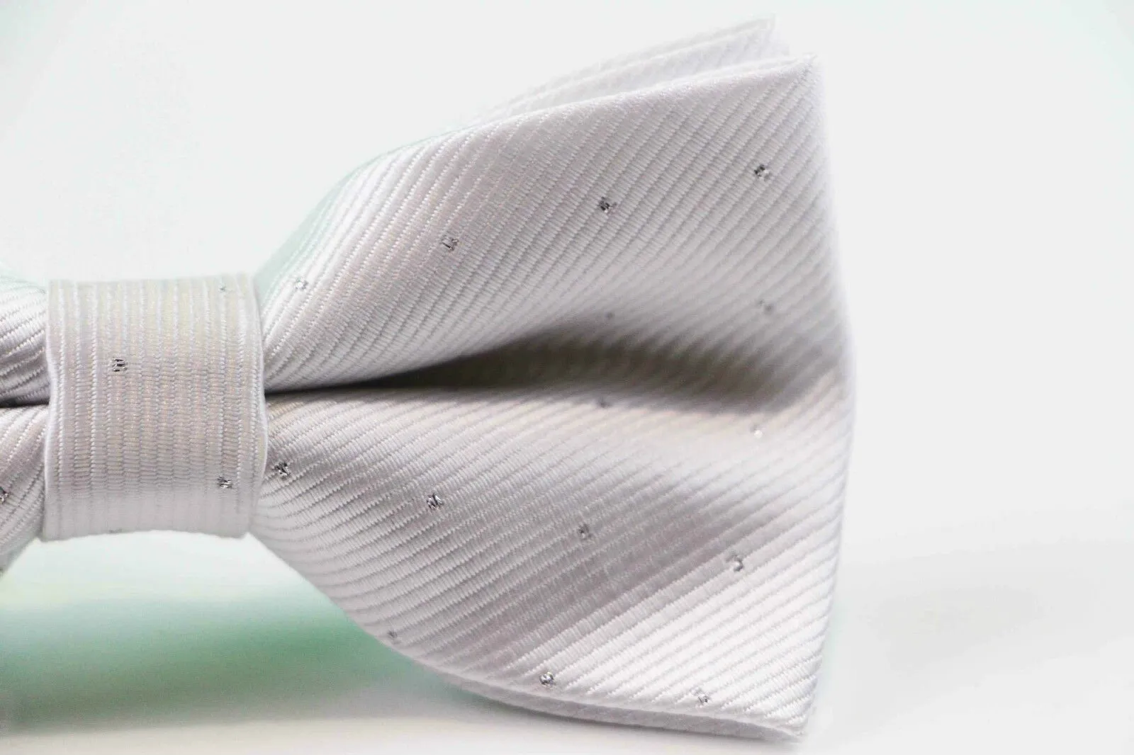 Mens White With Silver Stars Matching Bow Tie & Pocket Square Set