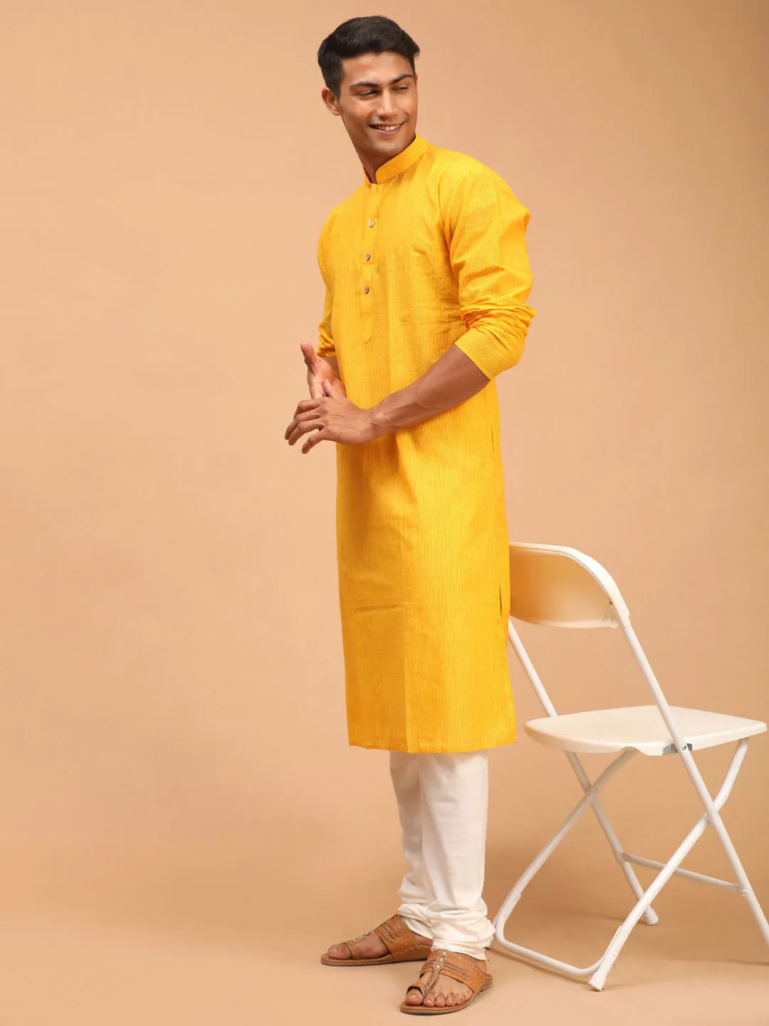 Men's Yellow Pure Cotton Kurta Pyjama Set - Vastramay