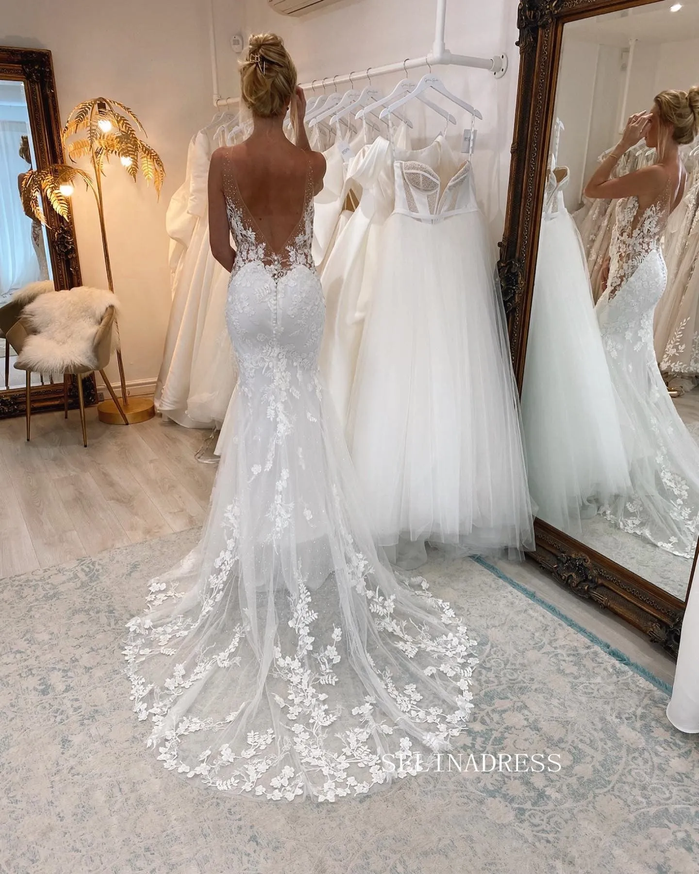 Mermaid Deep V neck Wedding Dresses Romantic 3D Floral Lace Bidal Dresses JKP015