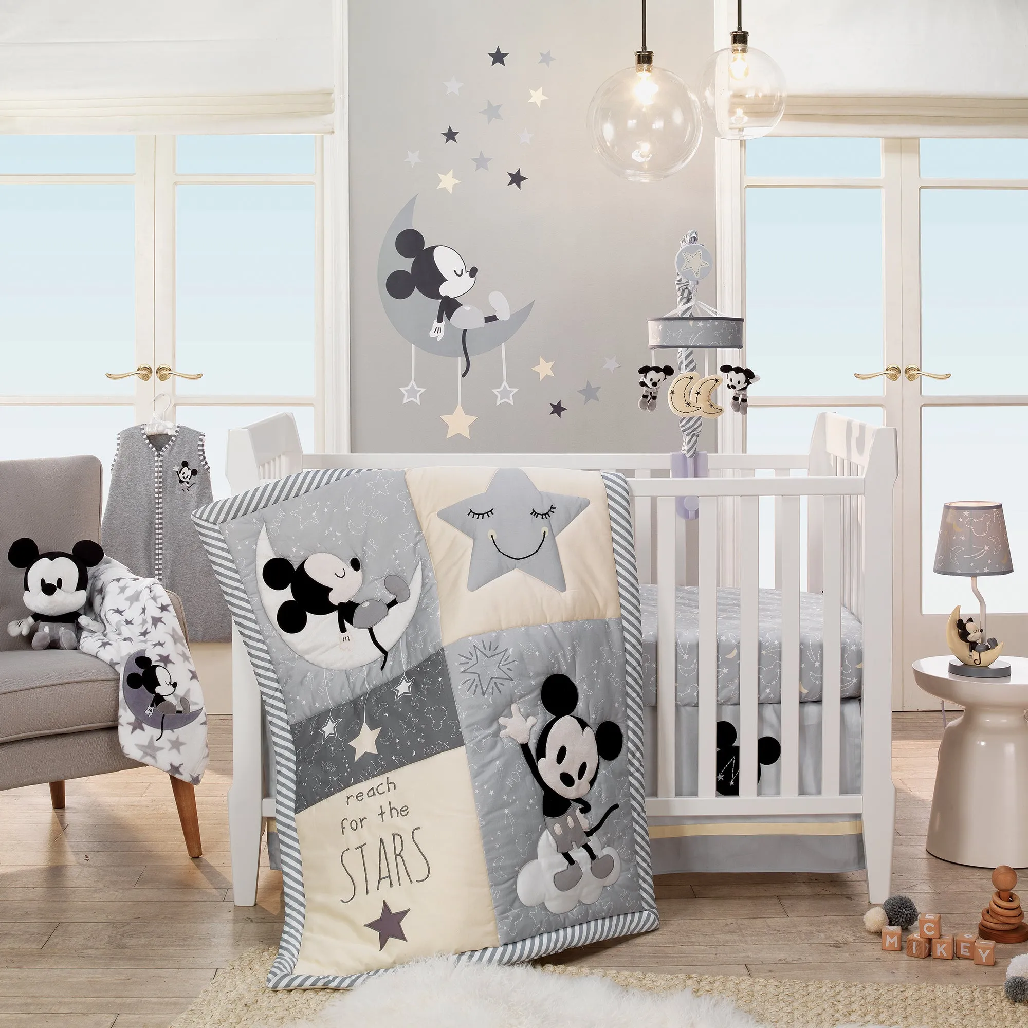 Mickey Mouse 4-Piece Crib Bedding Set