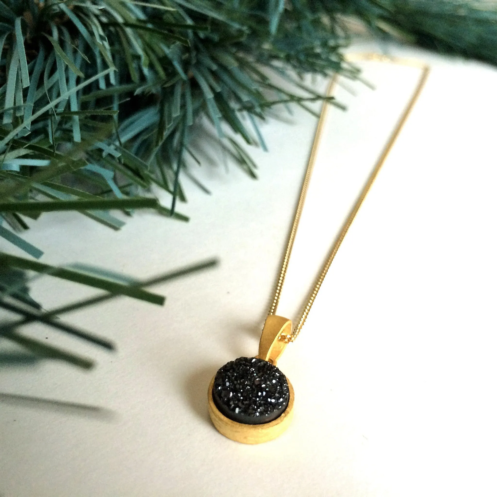 Midnight Daze Pendant - VP131