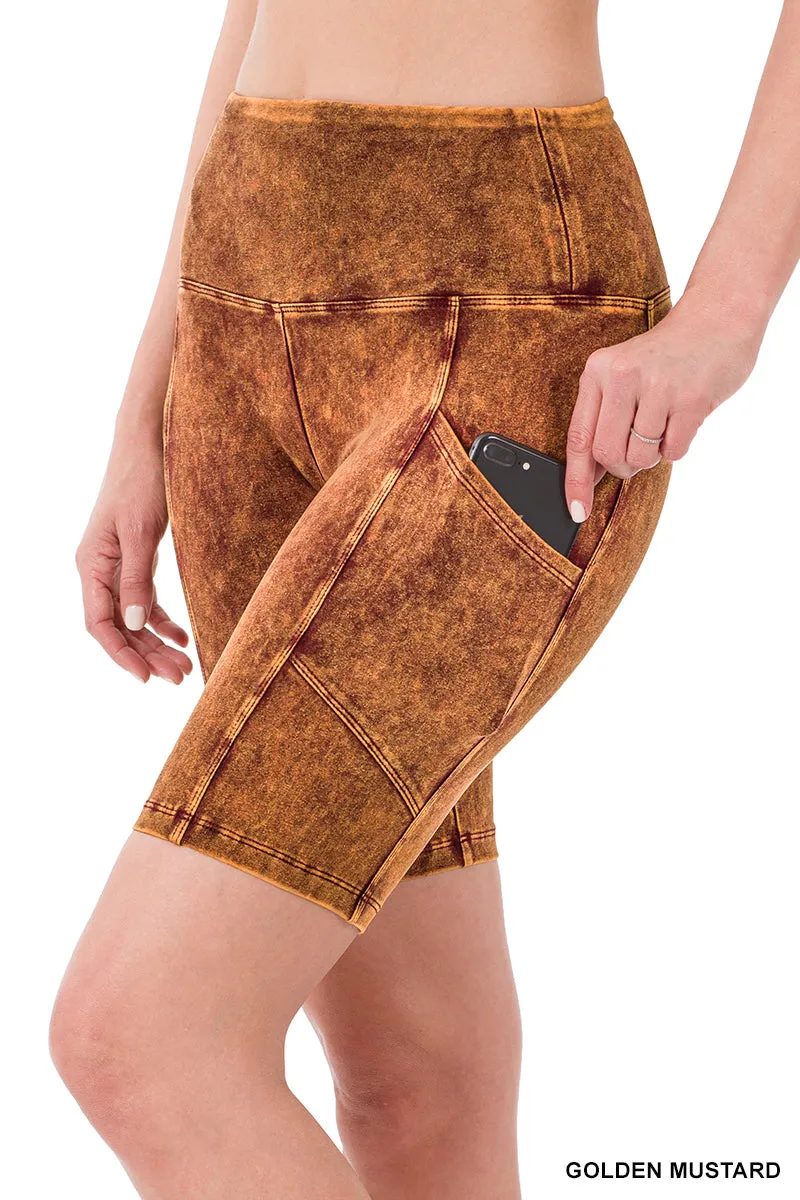 Mineral Wash Biker Short Golden