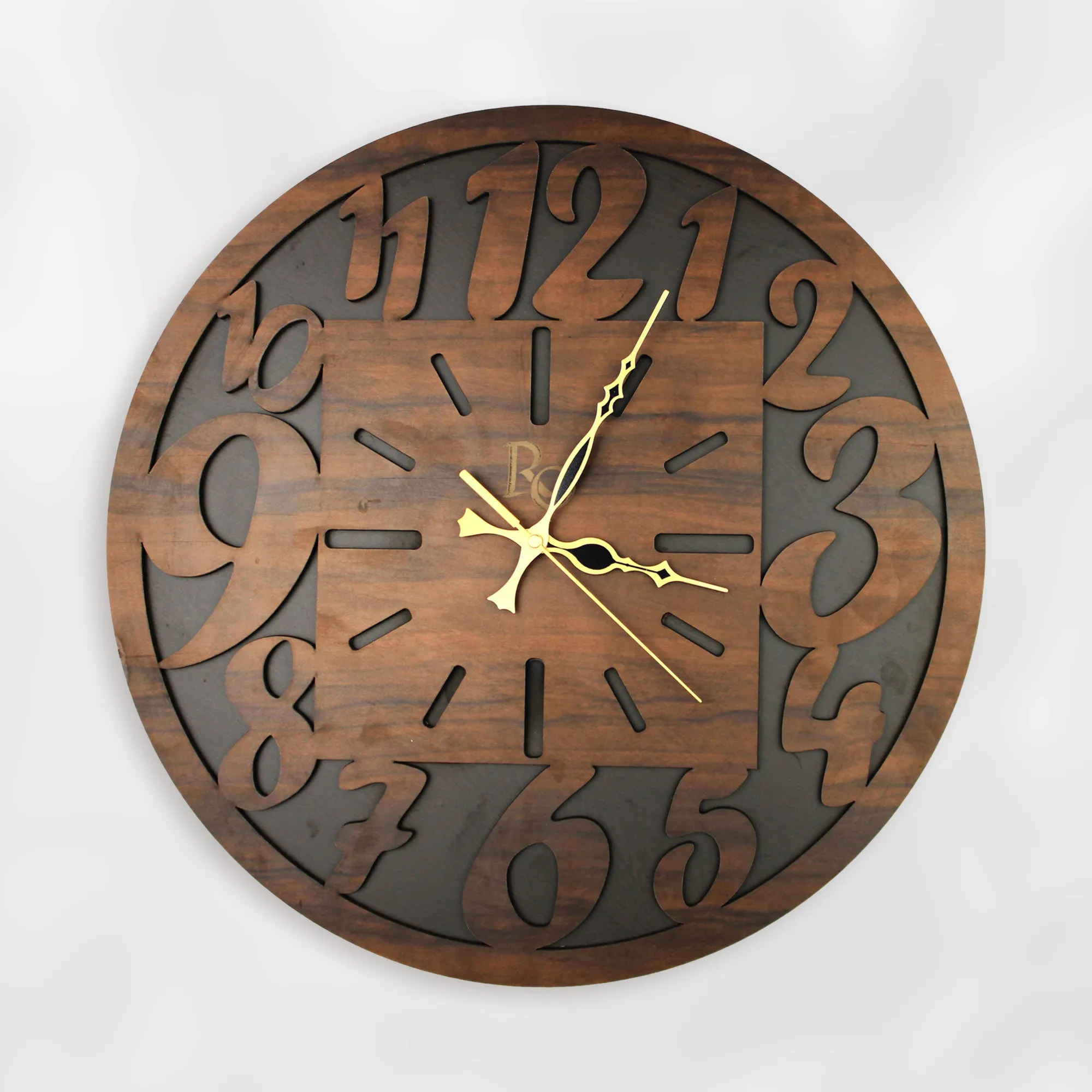 Minimalist Wooden Wall Clock with Bold Numerals