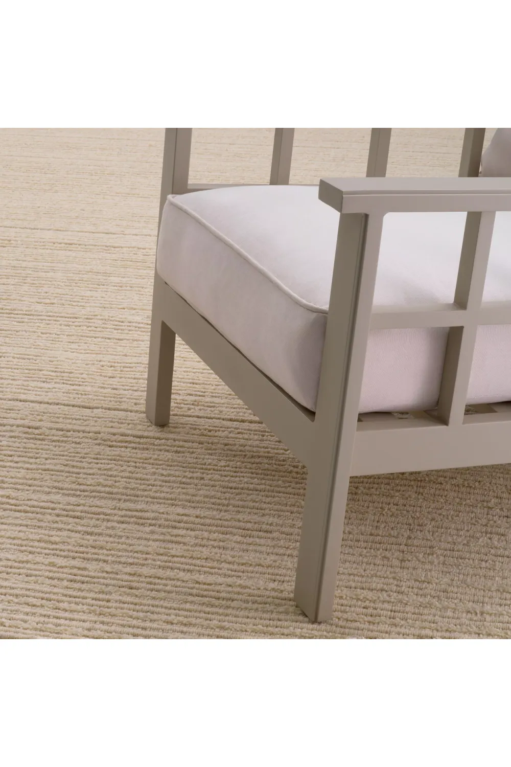 Minimalist Wool Carpet 10' x 13' | Eichholtz Torrance