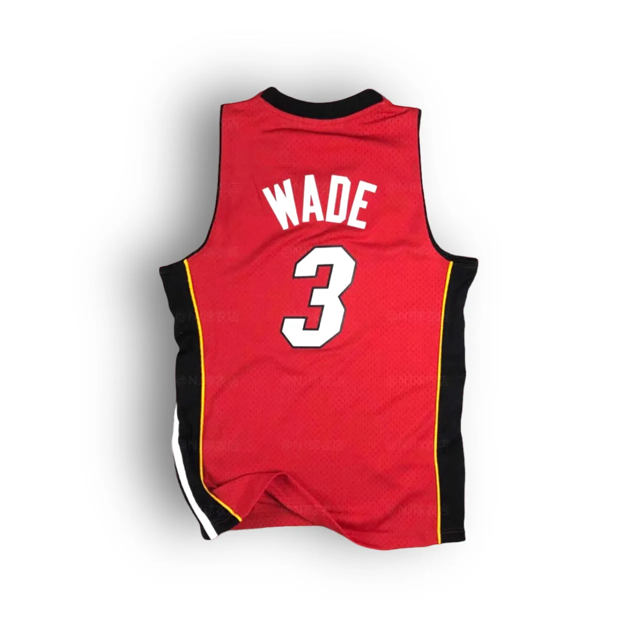 Mitchell and Ness Dwyane Wade Miami Heat 2005-2006 Alternate Swingman Jersey - Red