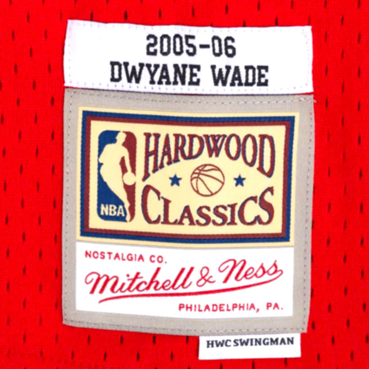 Mitchell and Ness Dwyane Wade Miami Heat 2005-2006 Alternate Swingman Jersey - Red