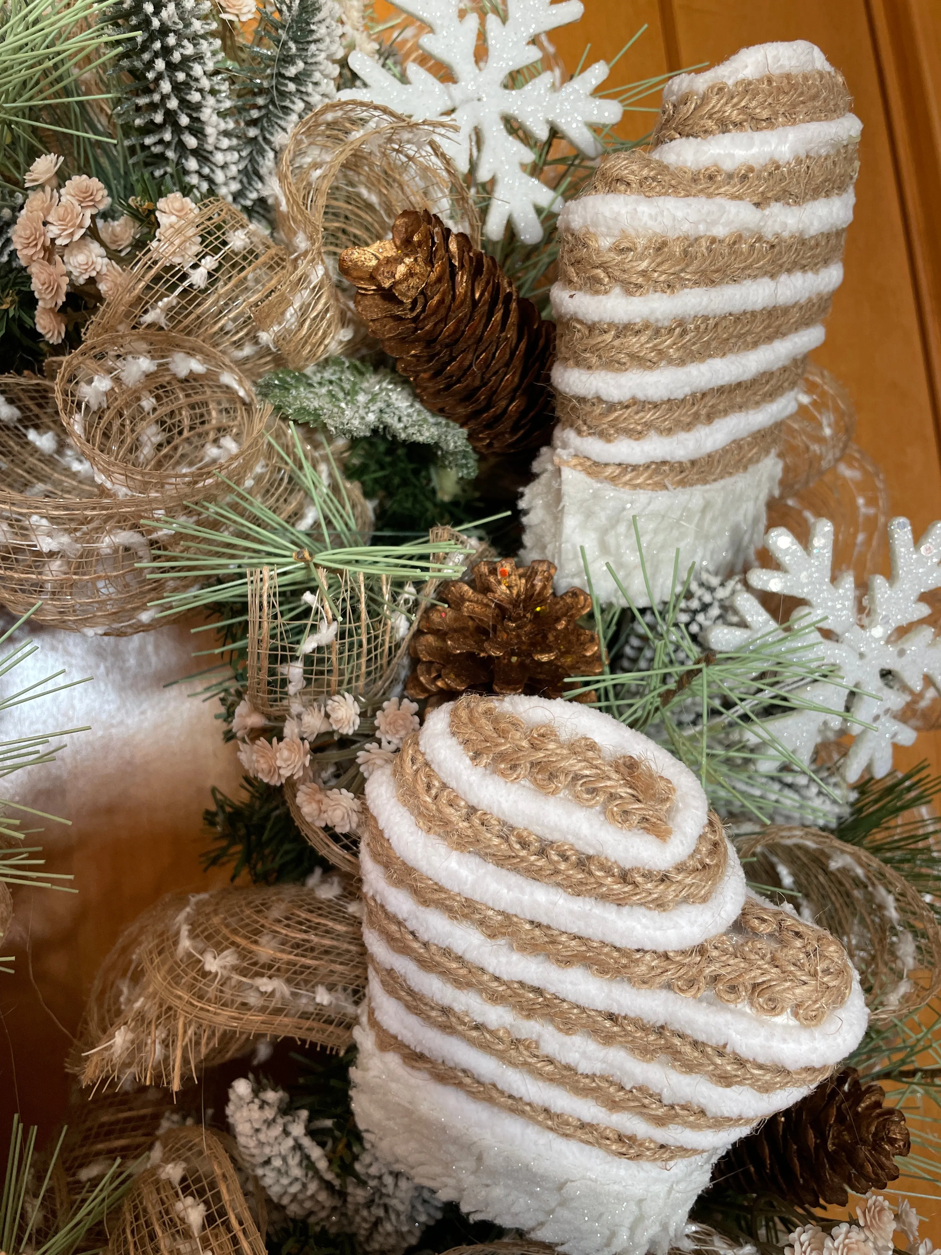 Mittens Winter  Rustic Wreath