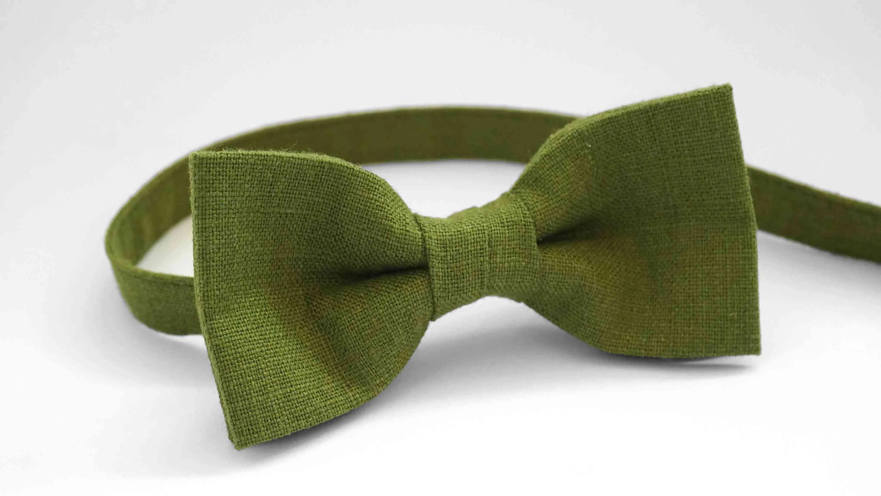 Moss green bow tie