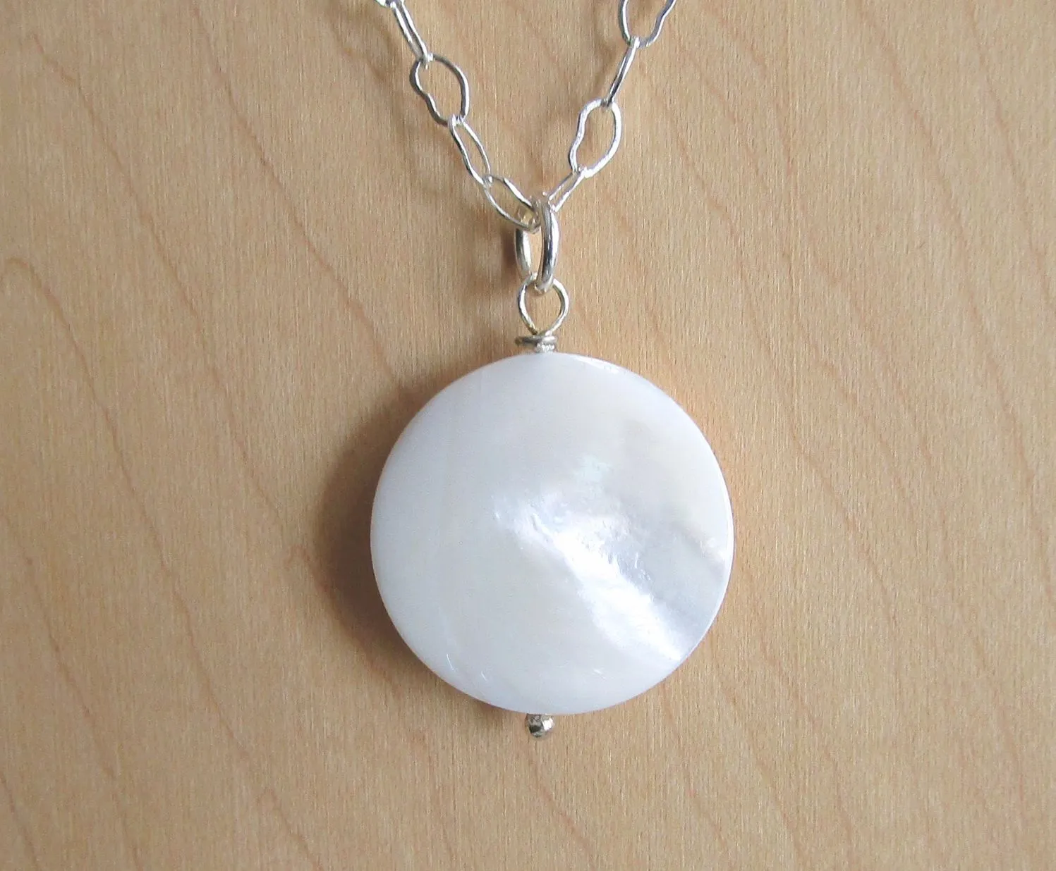 Mother of Pearl Natural Iridescent Shell Pendant Necklace