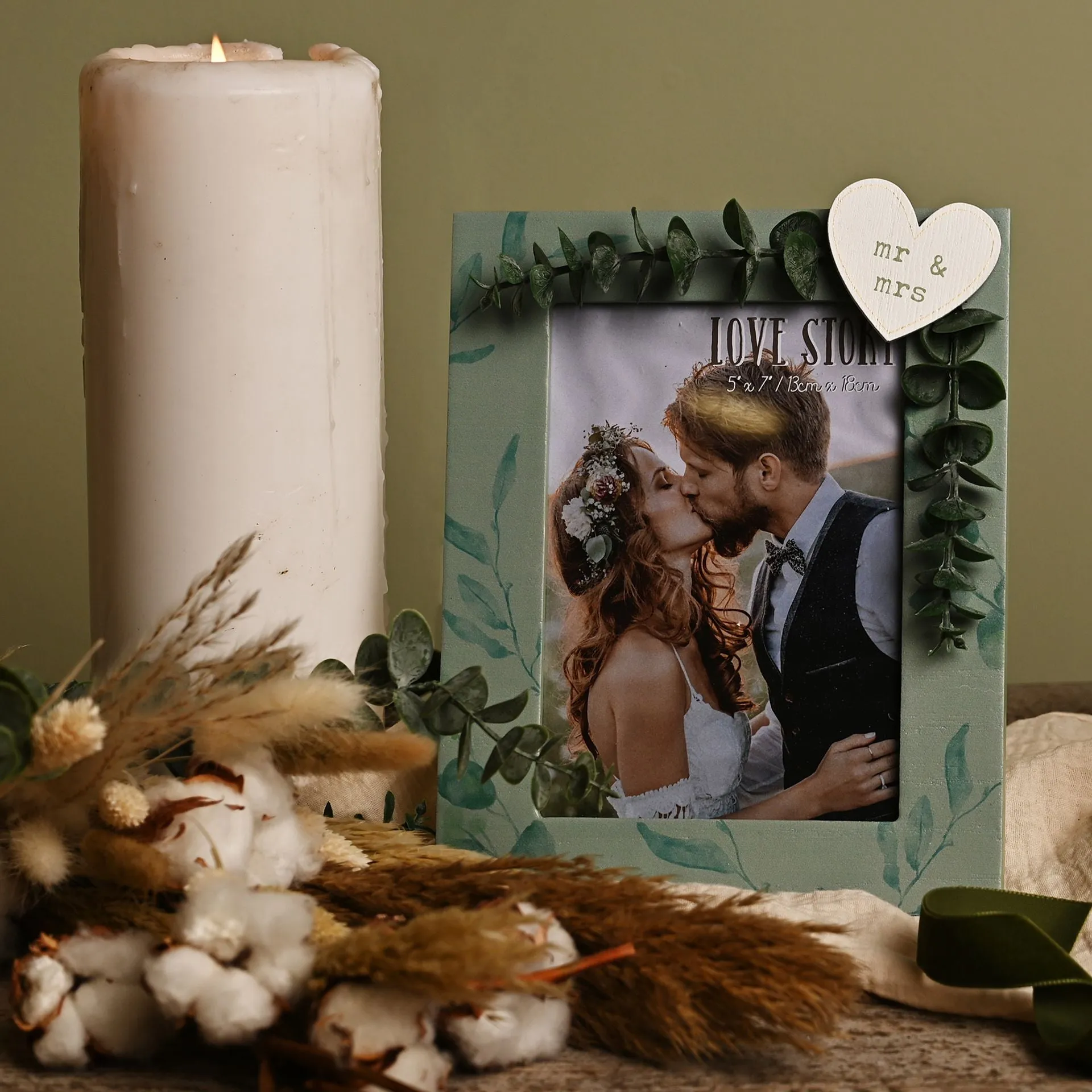 Mr & Mrs Green Wedding Frame