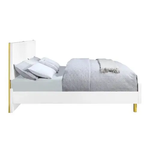 Myra King Bed, White High Gloss Finish