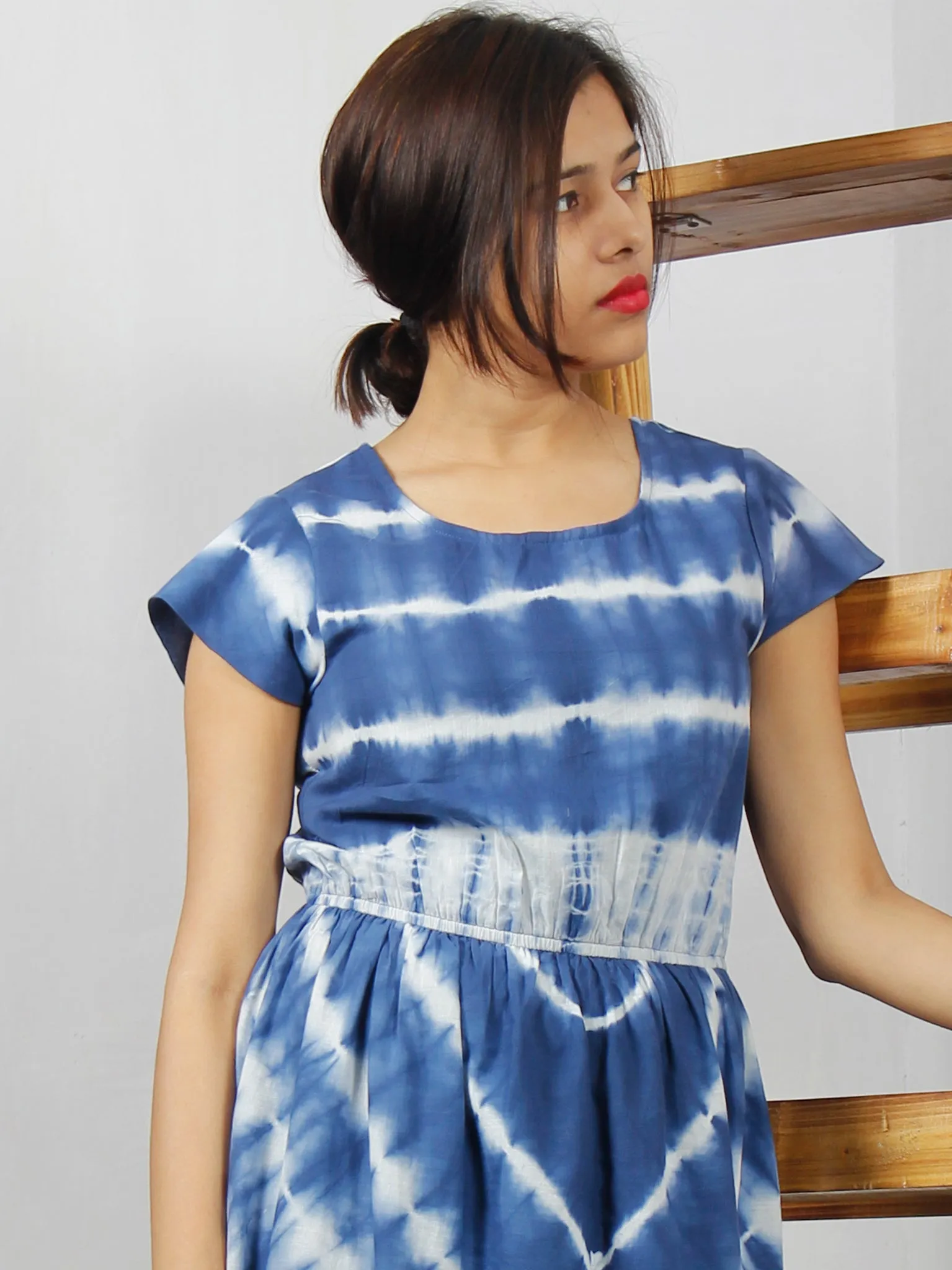 Naaz Neelofar - Indigo White Tie And Dye Cotton High Low Dress With Elasticated Waist  - DS48F001