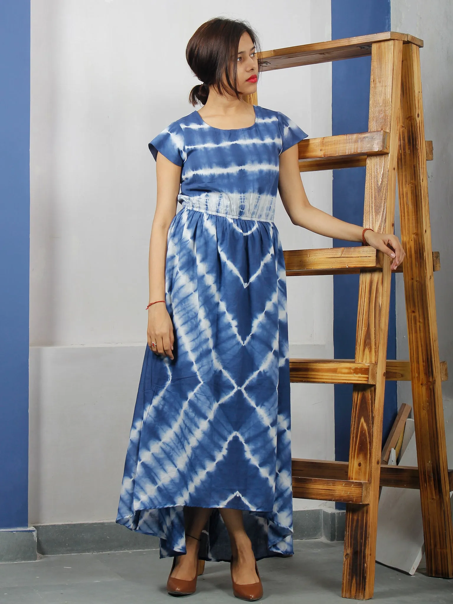 Naaz Neelofar - Indigo White Tie And Dye Cotton High Low Dress With Elasticated Waist  - DS48F001