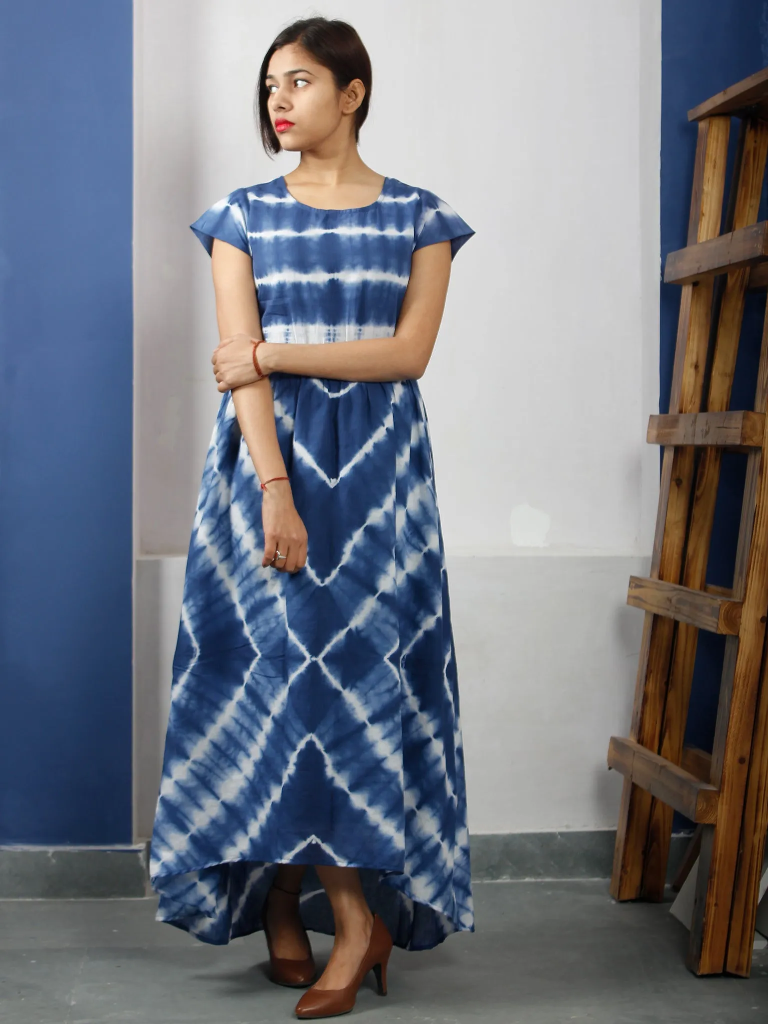 Naaz Neelofar - Indigo White Tie And Dye Cotton High Low Dress With Elasticated Waist  - DS48F001