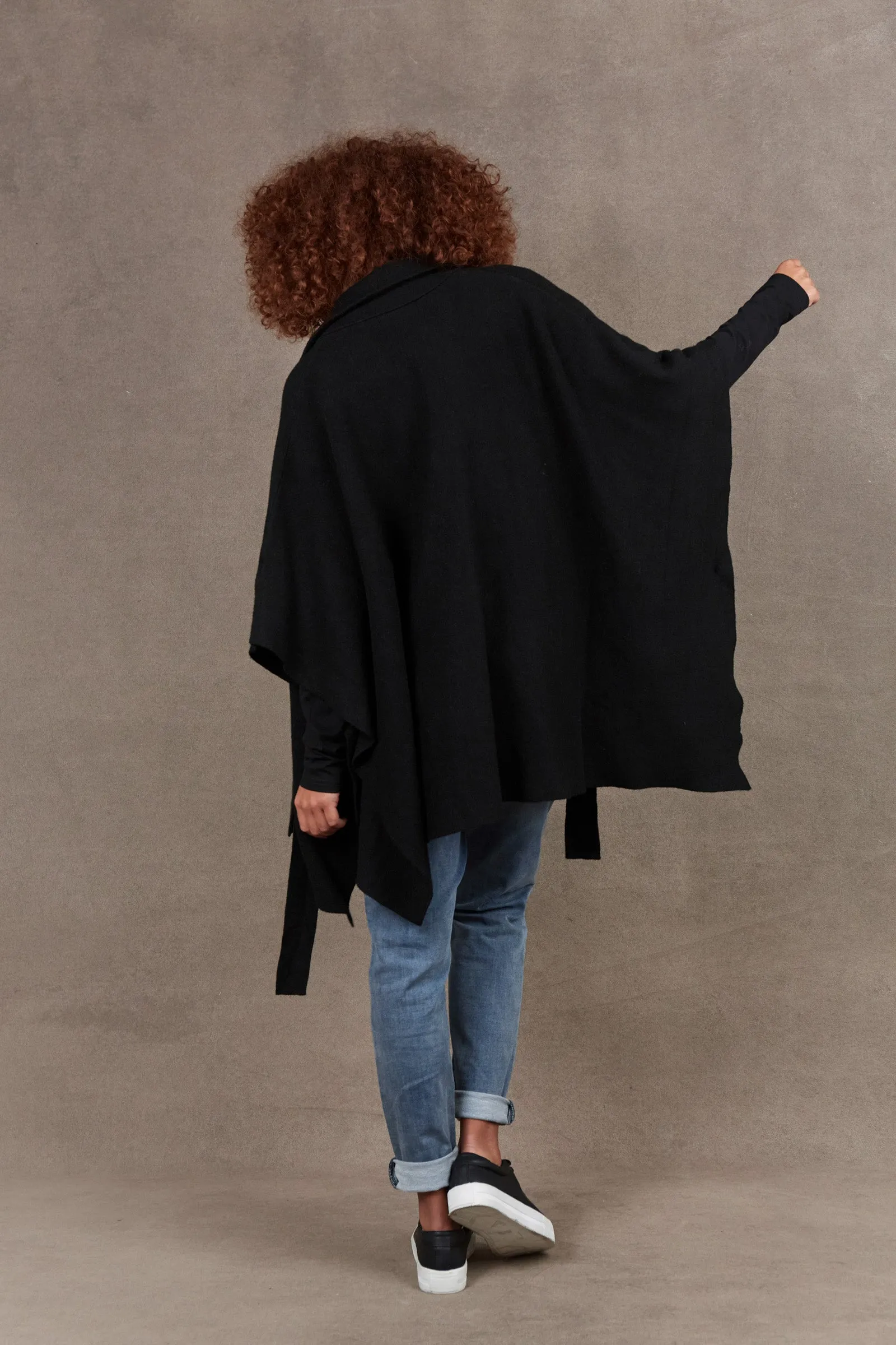 Nawi Cape - Ebony