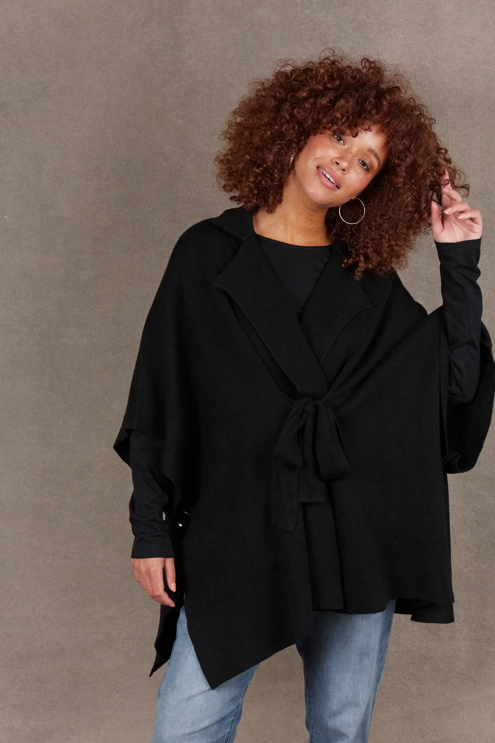 Nawi Cape - Ebony