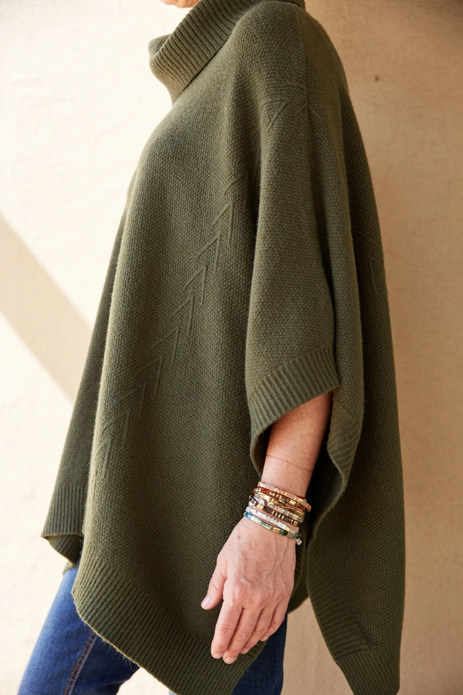 Nawi Poncho - Olive