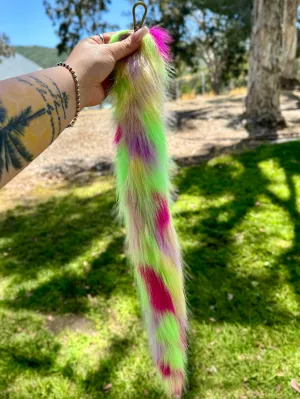 Neon Hue Speckle Tail