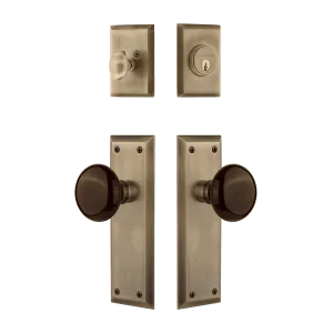 New York Entry Set with Brown Porcelain Knob in Antique Brass