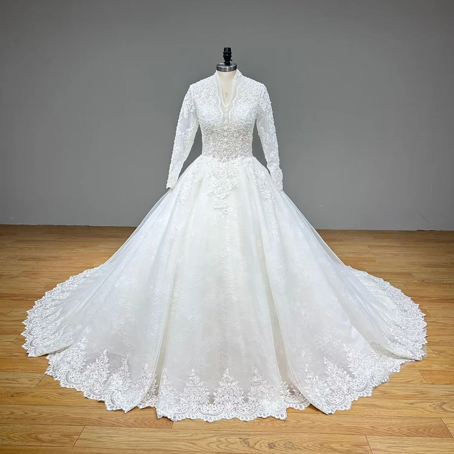 Newest Long Sleeve V-Neck Luxury Wedding Dress with Pearls and Lace-Up Back