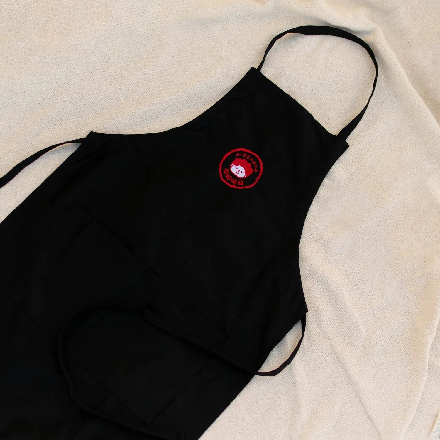 Ni De Mama Embroidered Apron