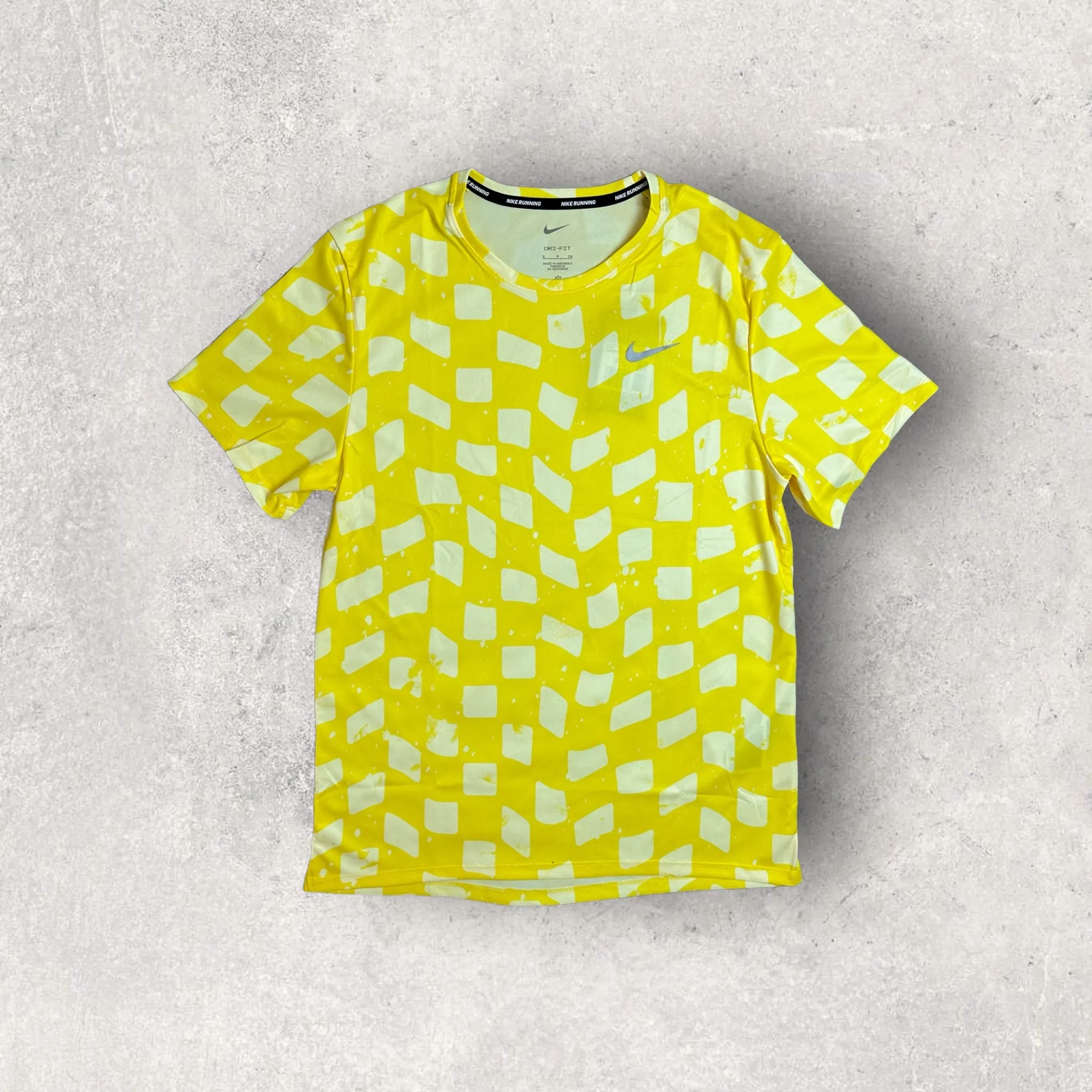 NIKE MILER SS DYE T-SHIRT/SHORT SET - OPTI YELLOW/BLACK