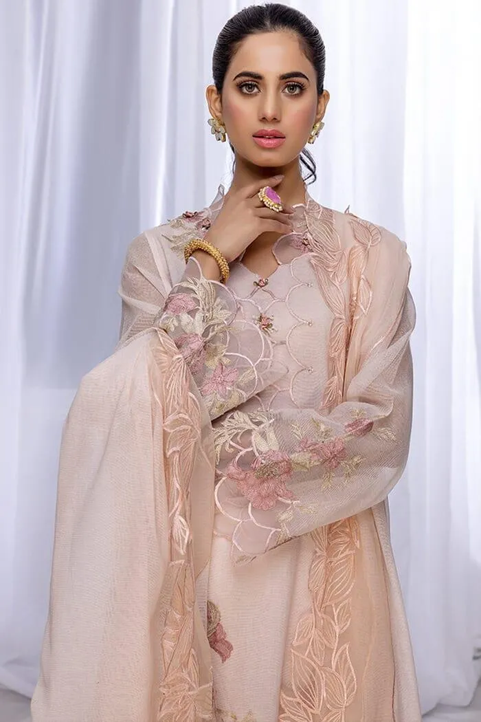 Nilofer Shahid - Pink haze - Khushiyon Kay Maukay Collection