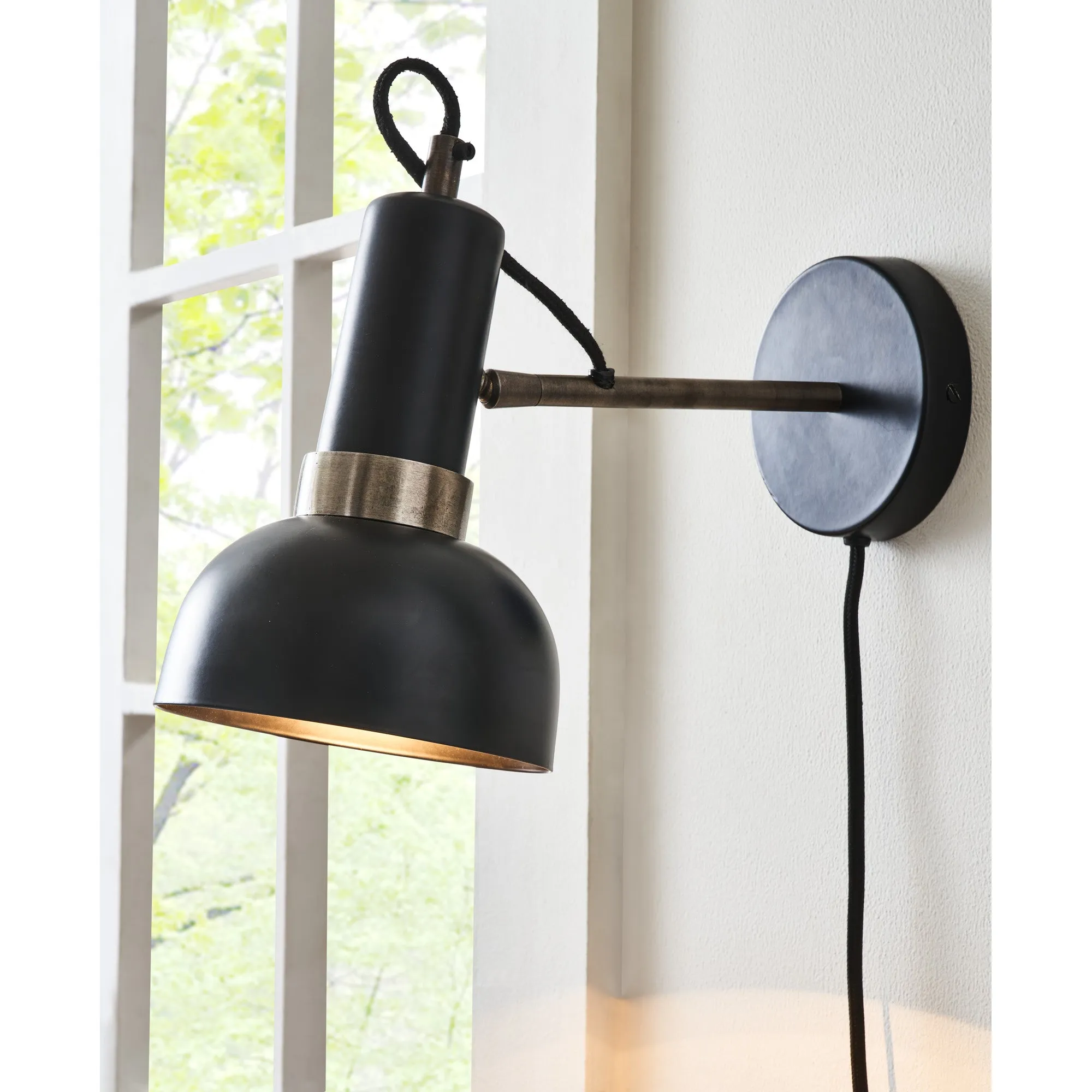 Nima Wall Sconce