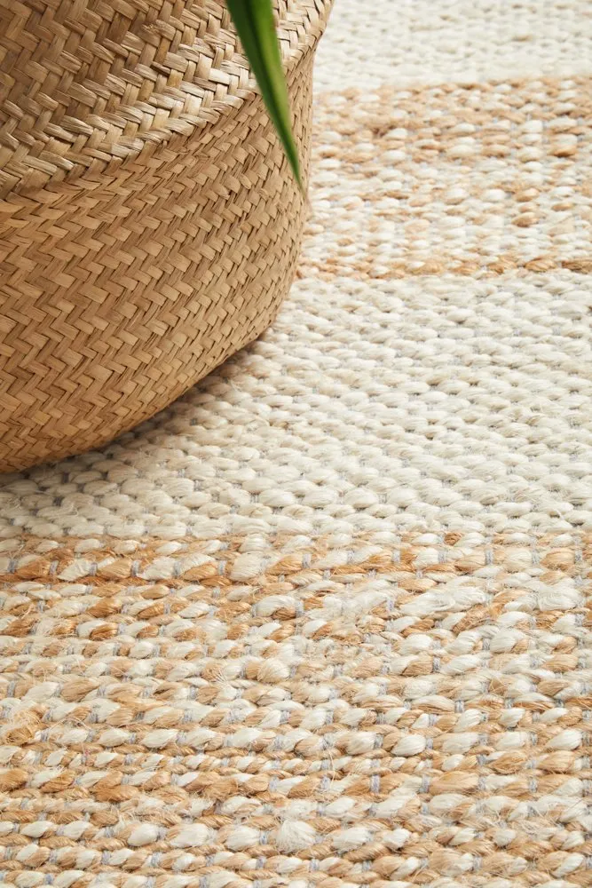 Noosa 555 Runner Rug (Natural White) by Rug Culture