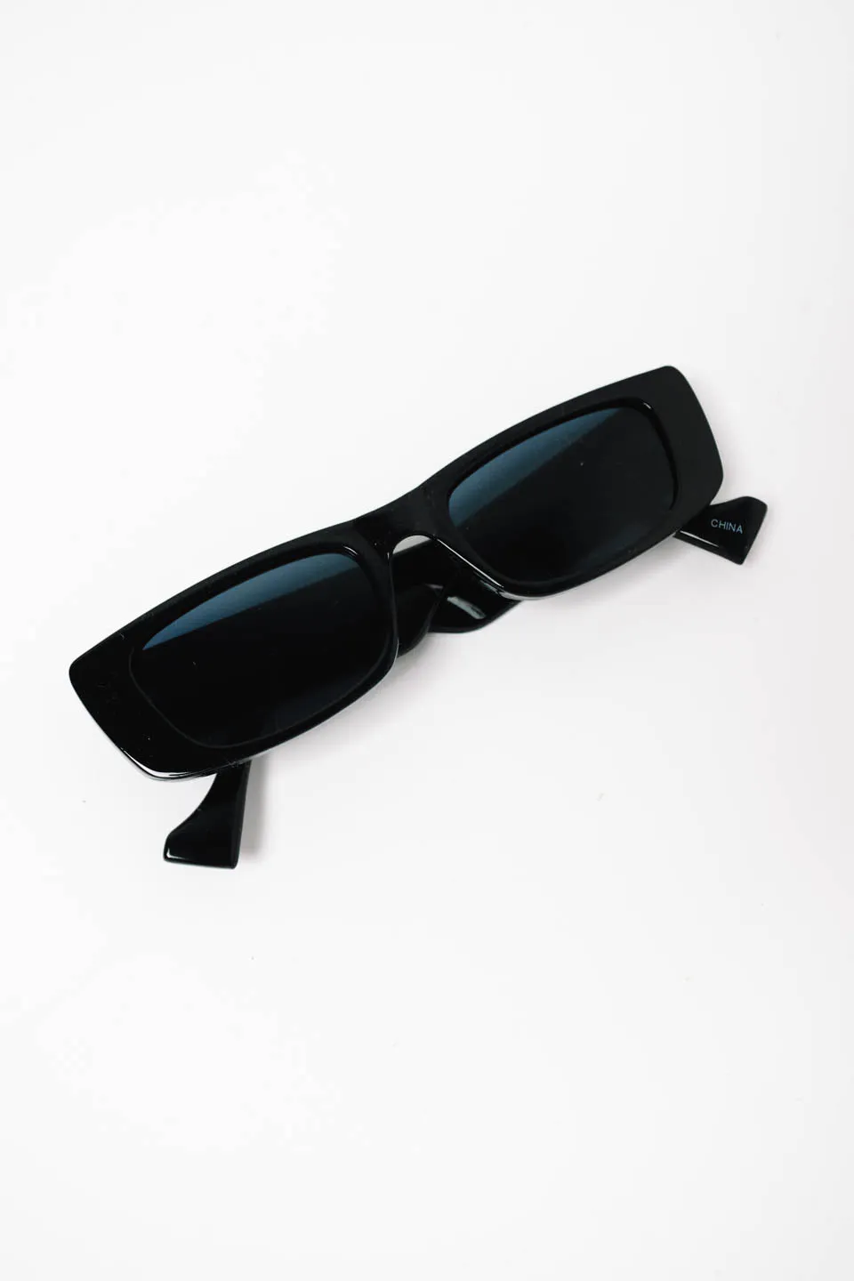 Now You See Me Sunnies - Black