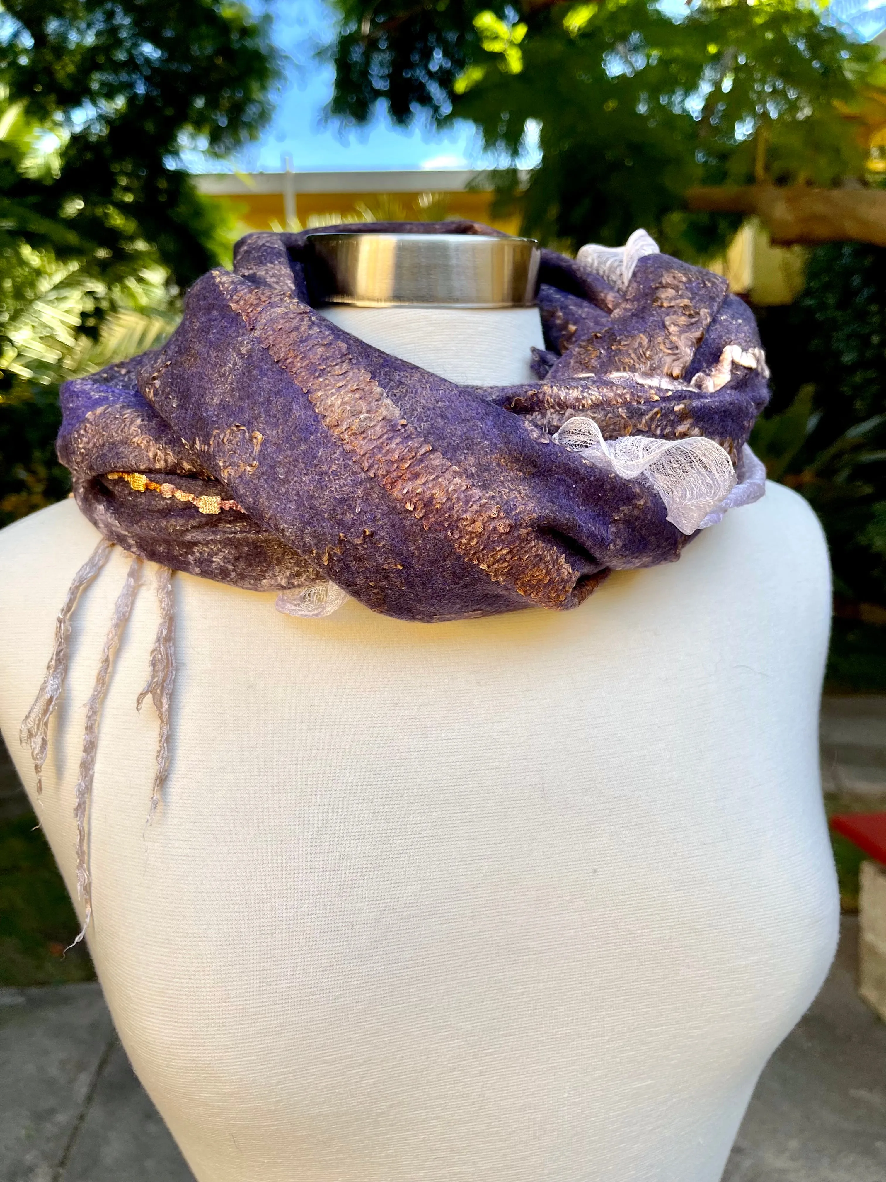 Nunofelting Silk Scarf for Women, Hand Felt Shoulder Wrap, Nuno Felted Scarf, Wedding Textured Shawl, Felt Silk Scarf, Wool Scarf