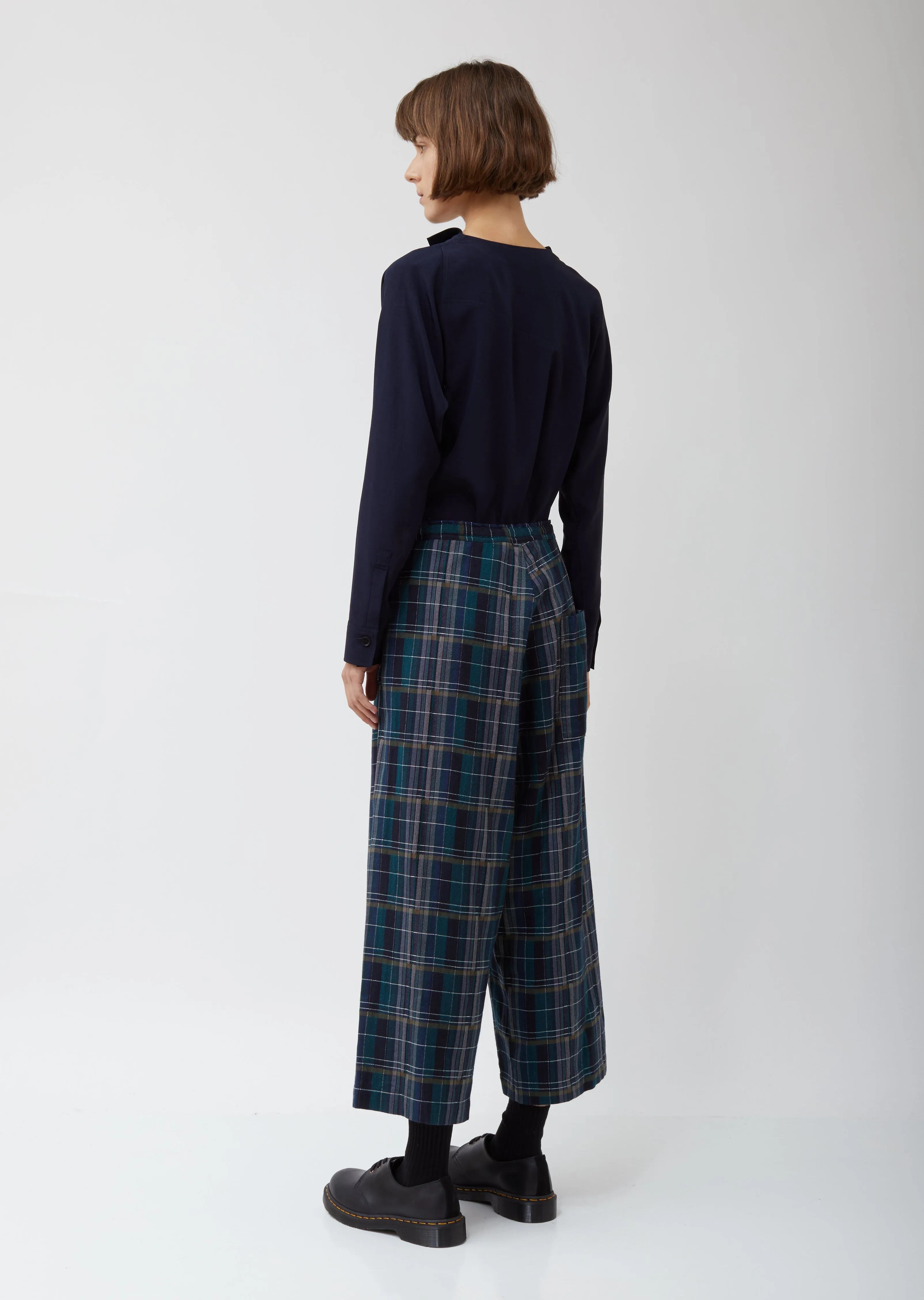 O-front Tuck Wide Pants