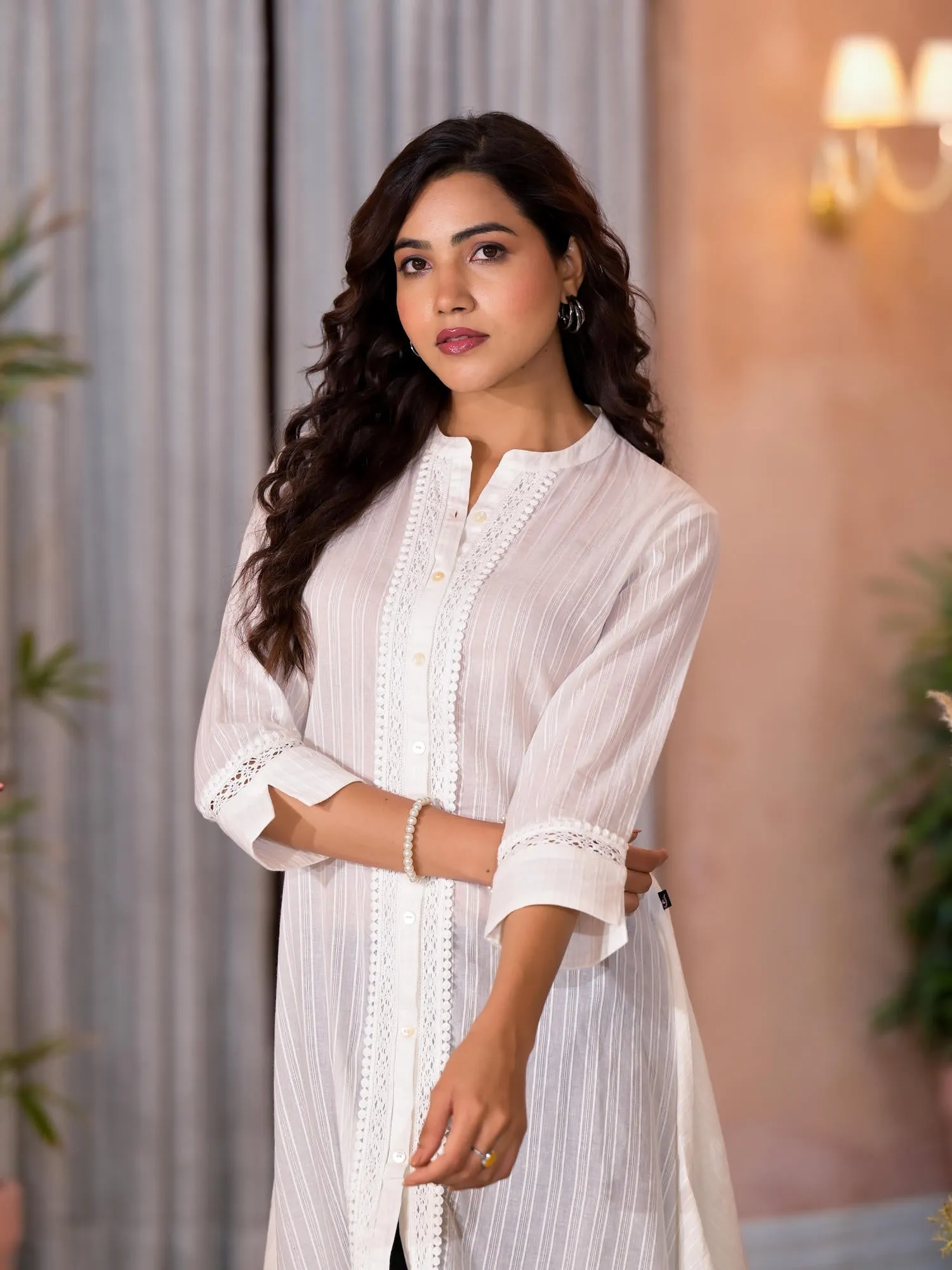 Off White Thread Embroidered Cotton Asymmetrical Kurta With Button Closure