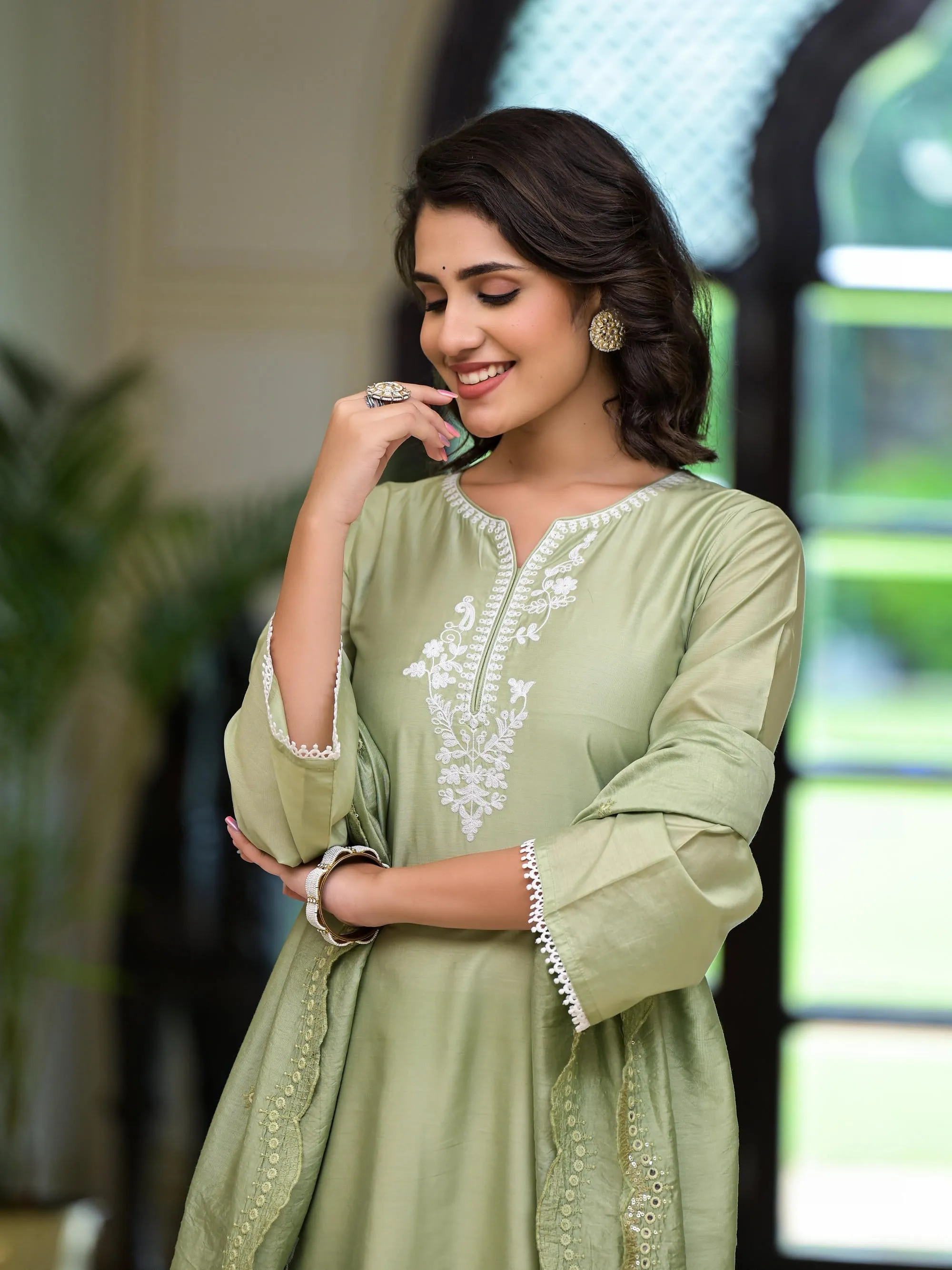 Olive Thread Embroidered Viscose Kurta Set With Thread & Mirror Work