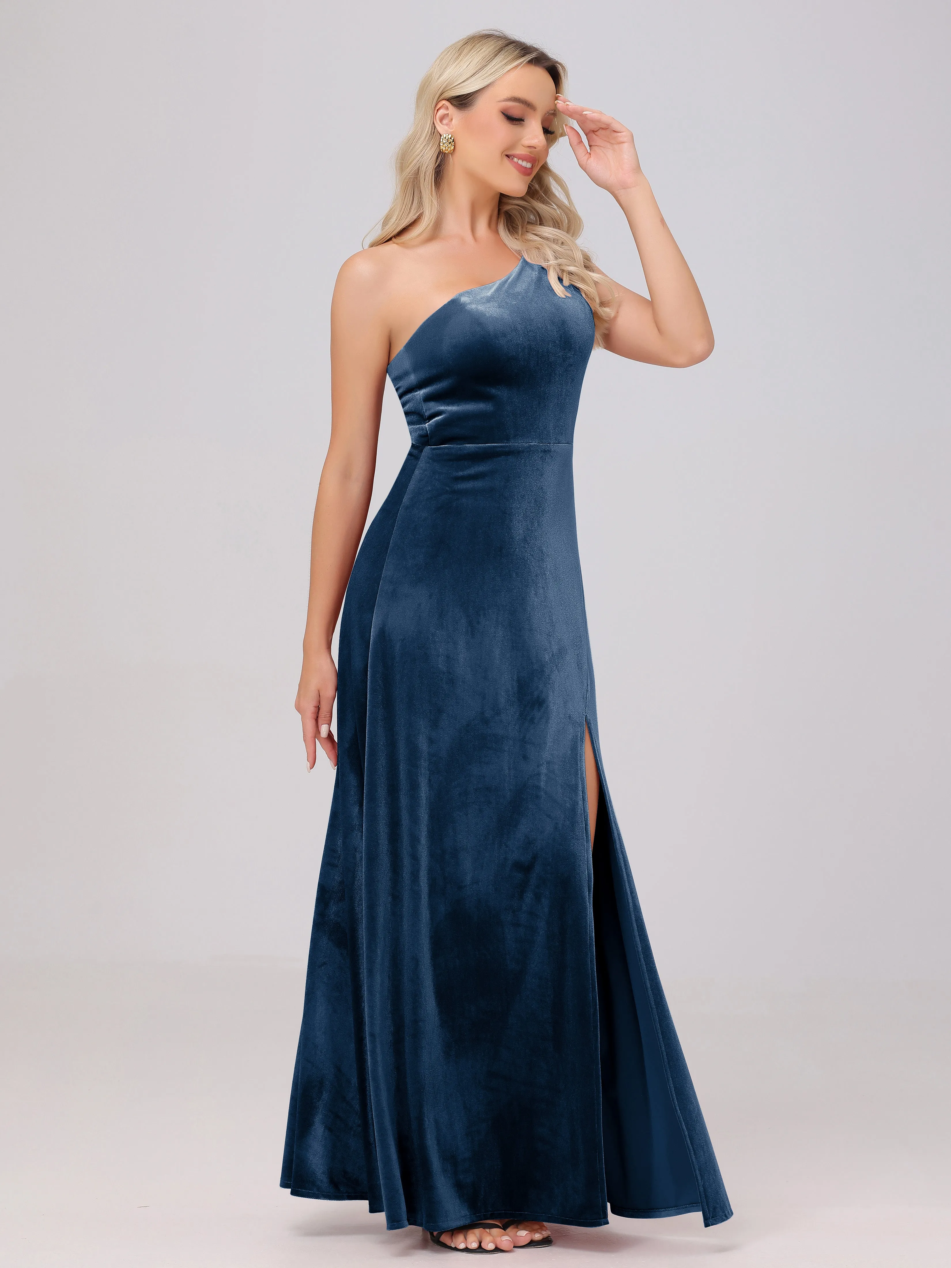 One Shoulder Sleeveless Long Velvet Bridesmaid Dresses With Split