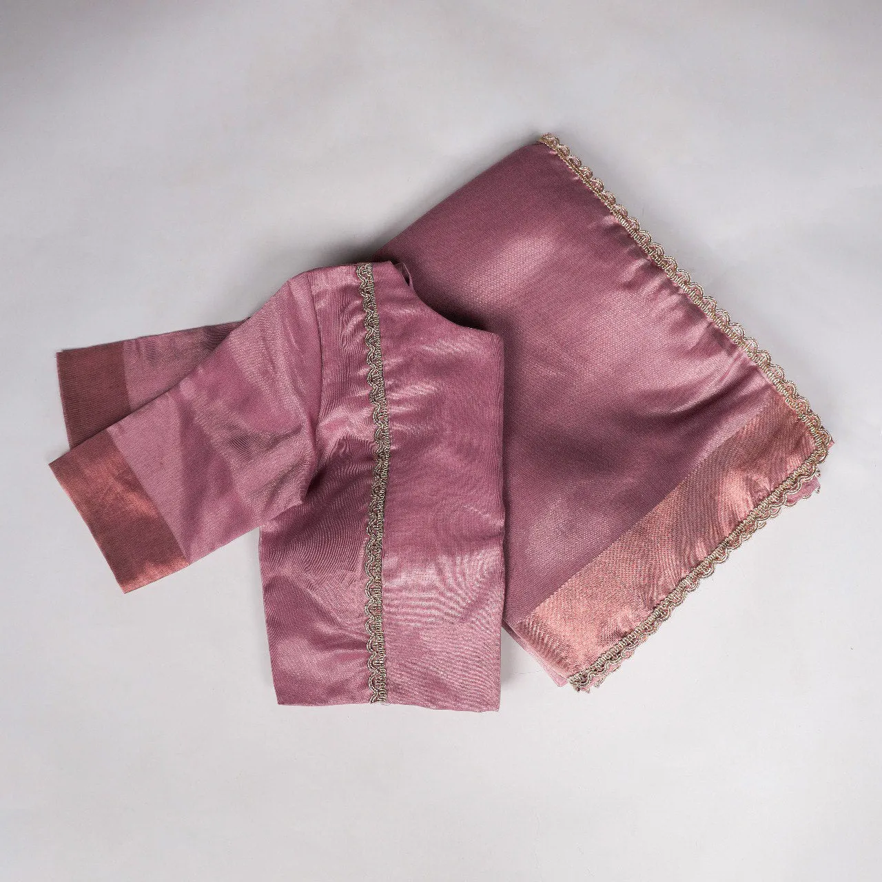 Onion Mannat Silk Saree with Zari Weaving & Lace Border