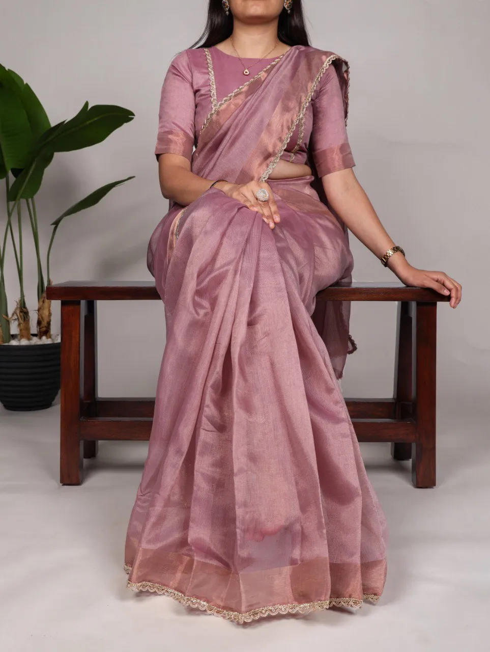 Onion Mannat Silk Saree with Zari Weaving & Lace Border